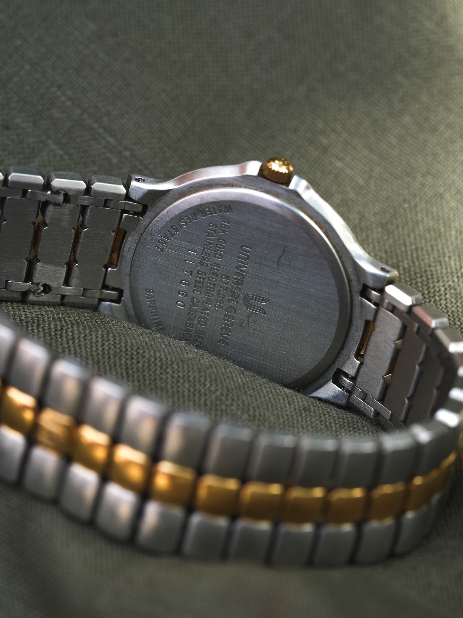 Universal Genève - Polerouter Acier Or Quartz Cadran Blanc - 1980s - Atelier Victor - Vintage Shop