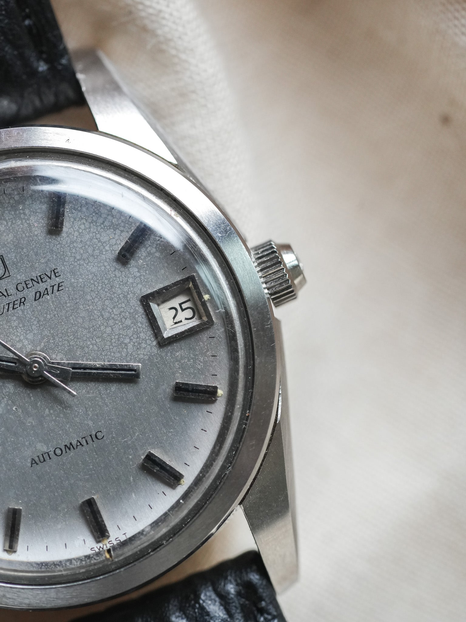 Universal Genève - Polerouter Date Big Crown Micro-rotor - 1960s - Atelier Victor - Vintage Shop