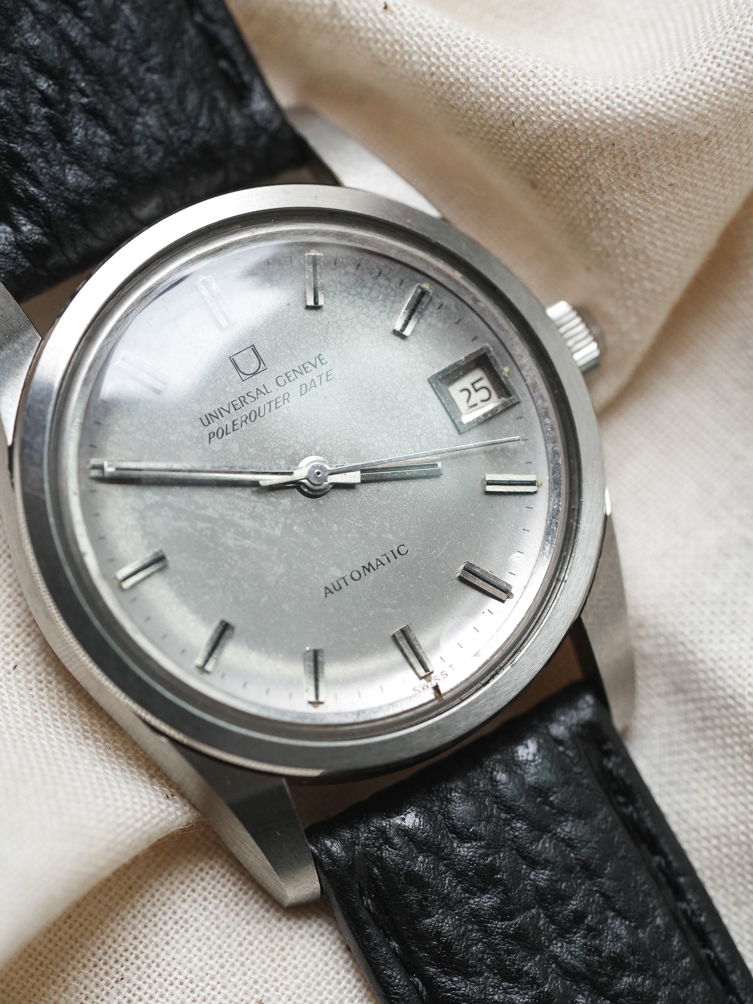 Universal Genève - Polerouter Date Big Crown Micro-rotor - 1960s - Atelier Victor - Vintage Shop