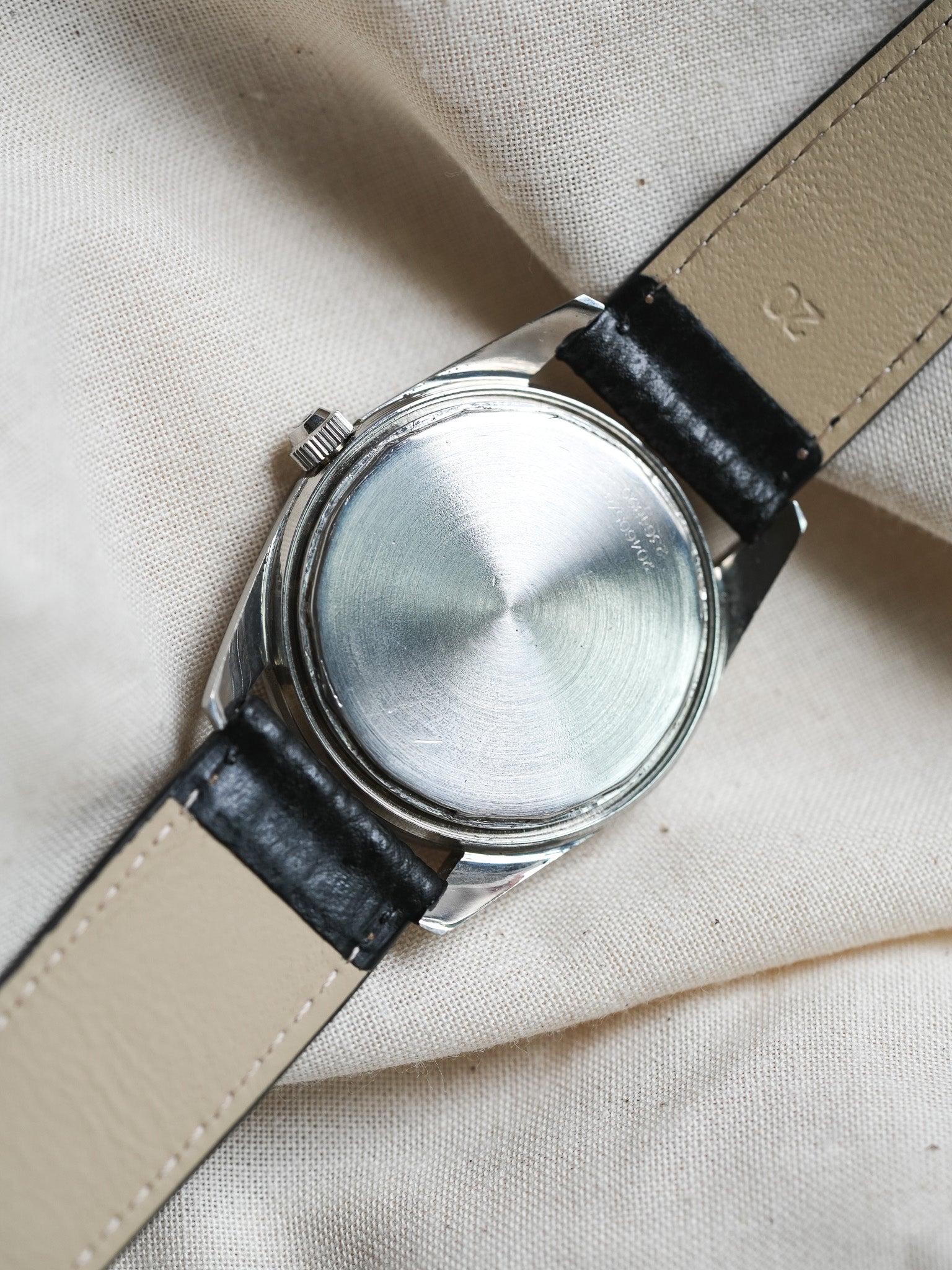 Universal Genève - Polerouter Date Big Crown Micro-rotor - 1960s - Atelier Victor - Vintage Shop