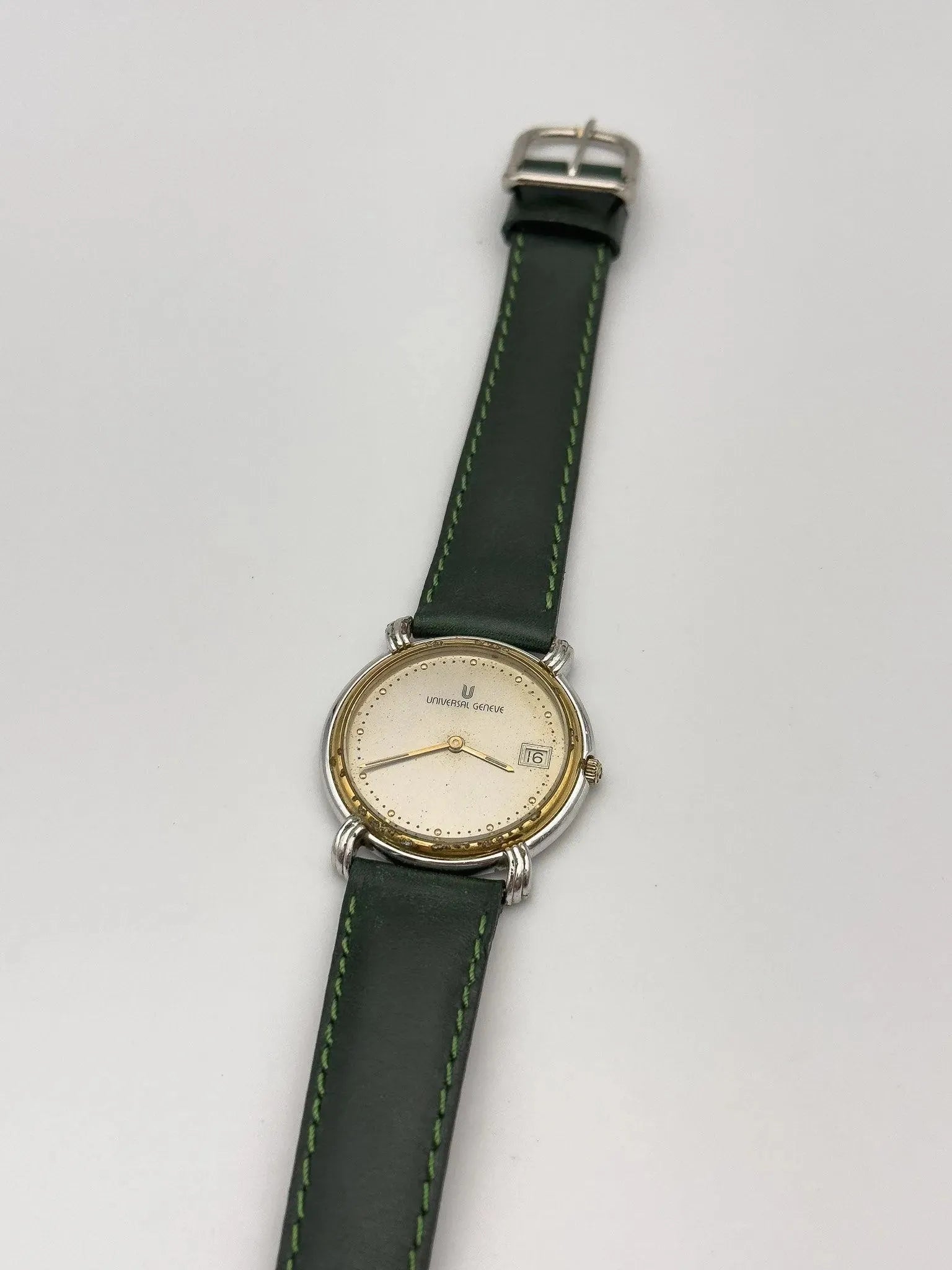 Universal Genève - Tear Drop Lugs Acier Or - 1980s - Atelier Victor Paris - Vintage Watch Shop Dubai