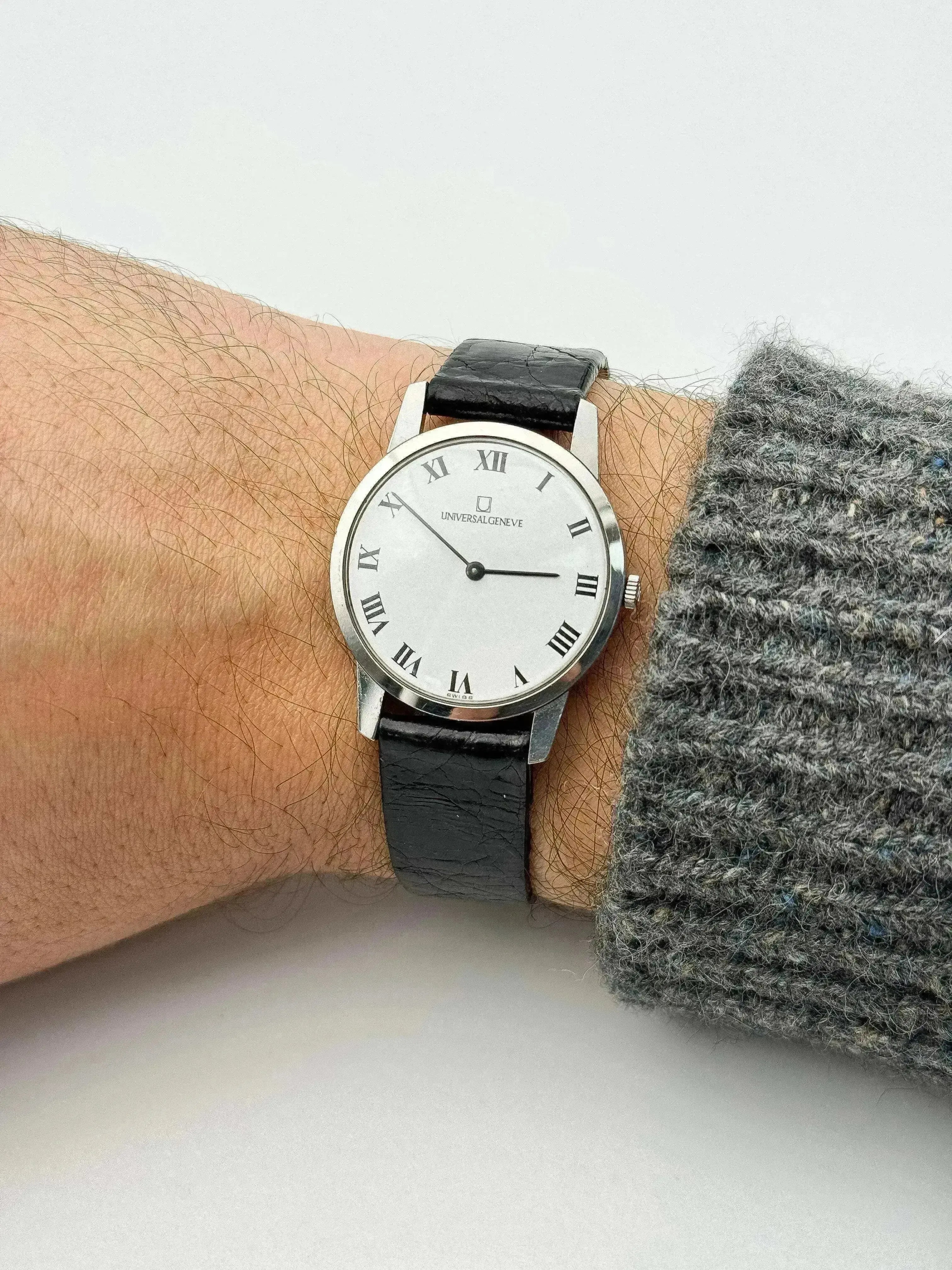 Universal Genève - Ultra plat Cadra Romain Cadran Blanc - 1970s - Atelier Victor