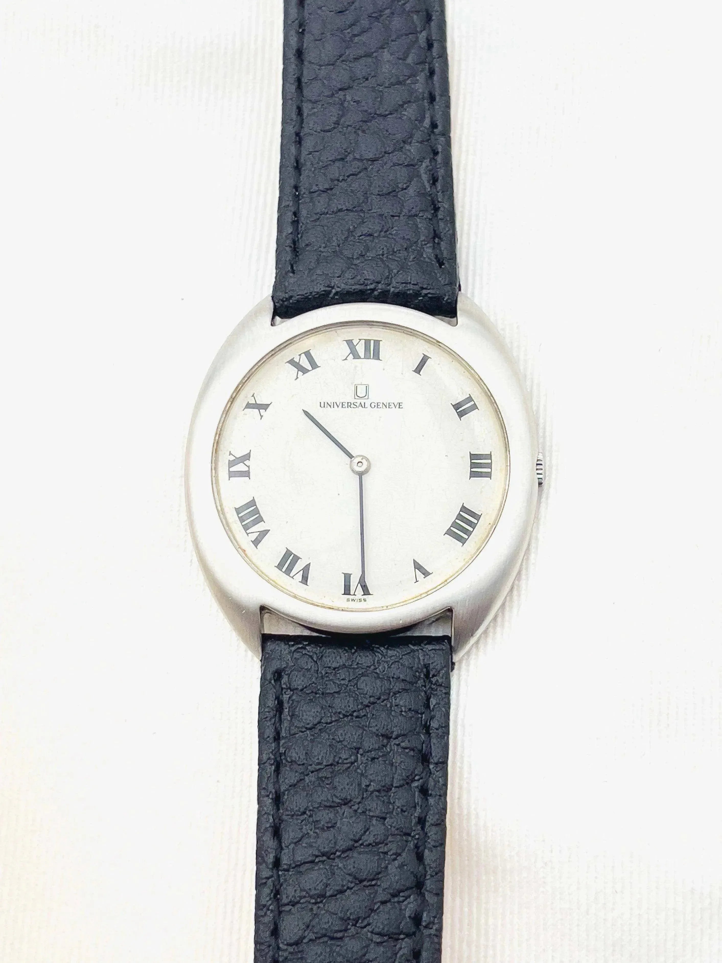 Universal Genève - Ultra Slim - 1970s - Atelier Victor - Vintage Shop