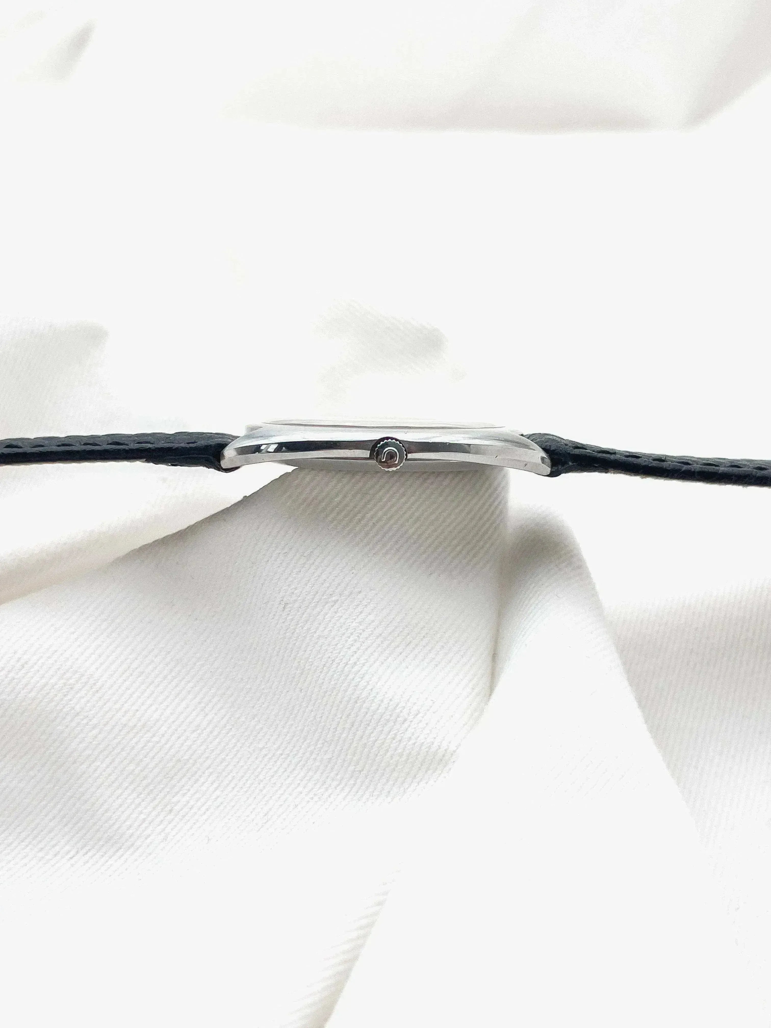 Universal Genève - Ultra Slim Acier Index Romain - 1970s - Atelier Victor