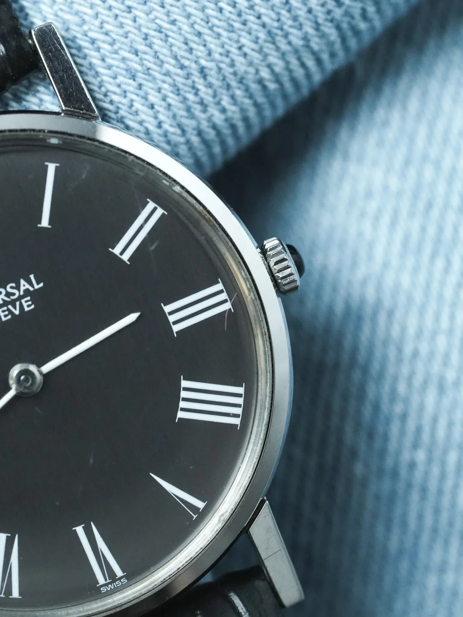 Universal Genève - Ultra Slim Cadran Anthracite - 1970s - Atelier Victor