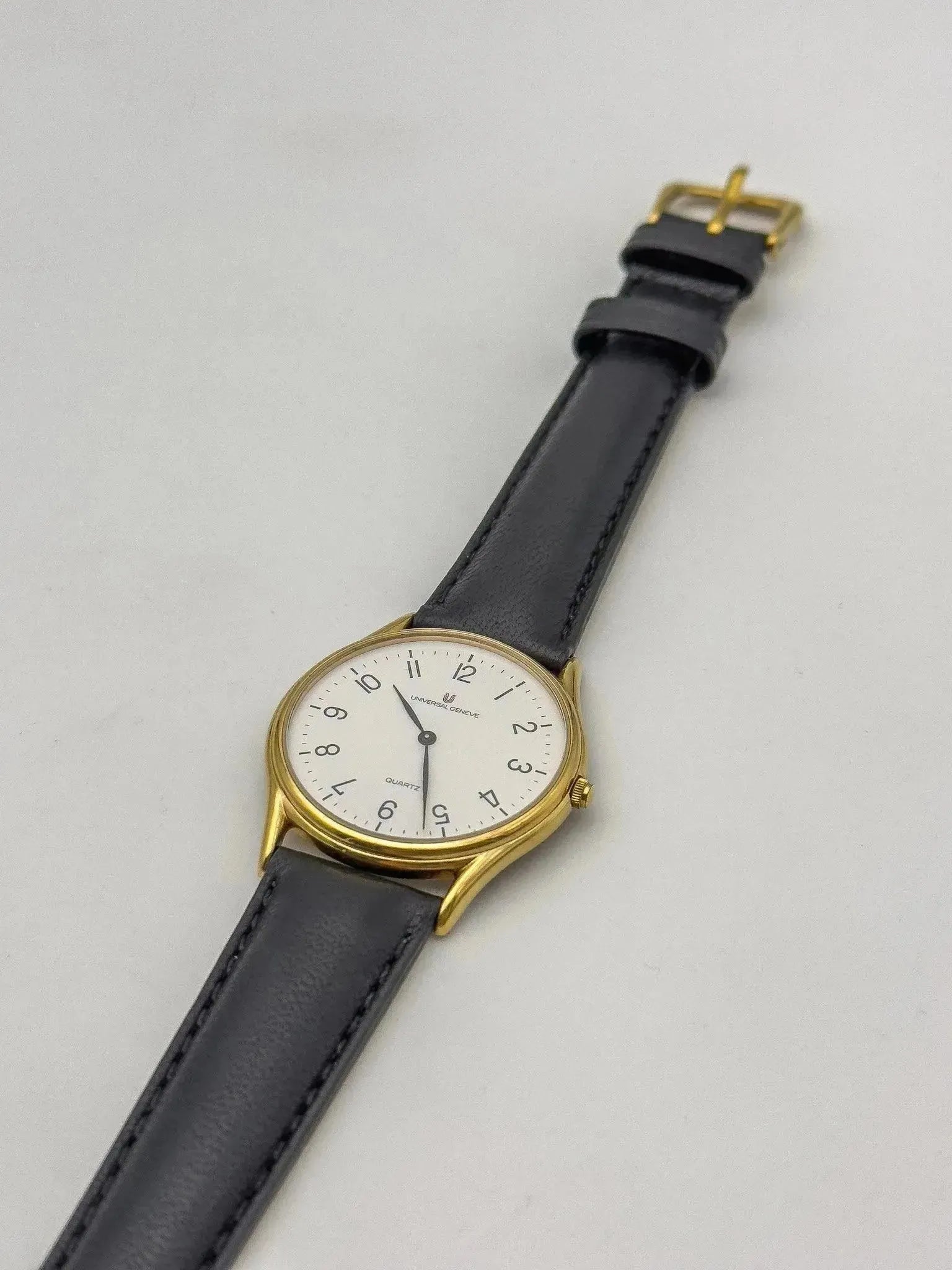 Universal Genève - Ultra Slim Chiffres arabes - 1980s - Atelier Victor - Vintage Shop