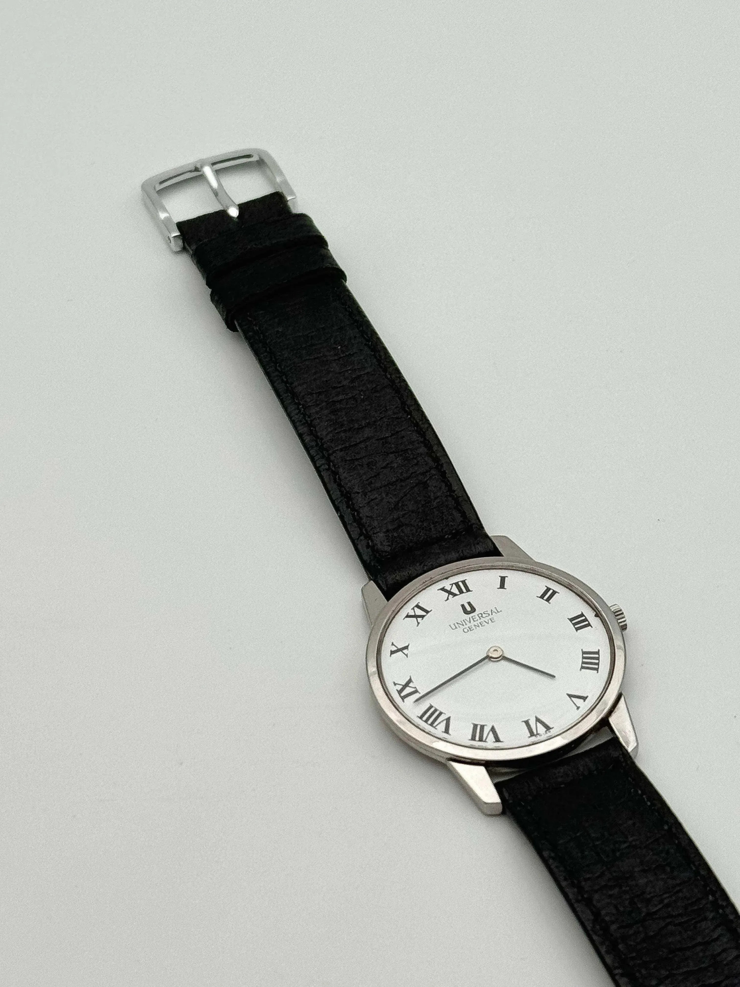 Universal Genève - Ultra Thin Cal.1-42 Romain - 1970s - Atelier Victor