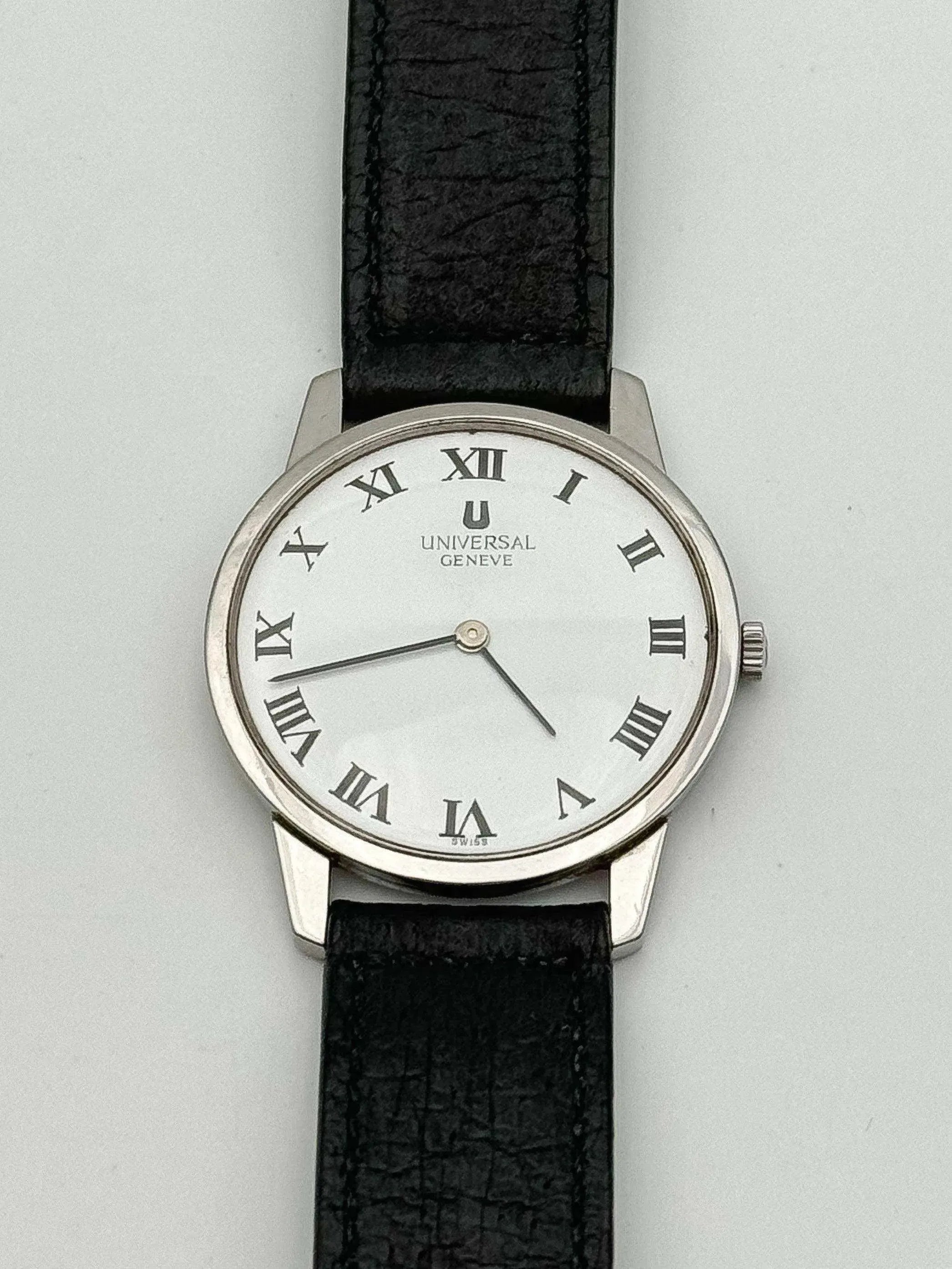 Universal Genève - Ultra Thin Cal.1-42 Romain - 1970s - Atelier Victor - Vintage Shop