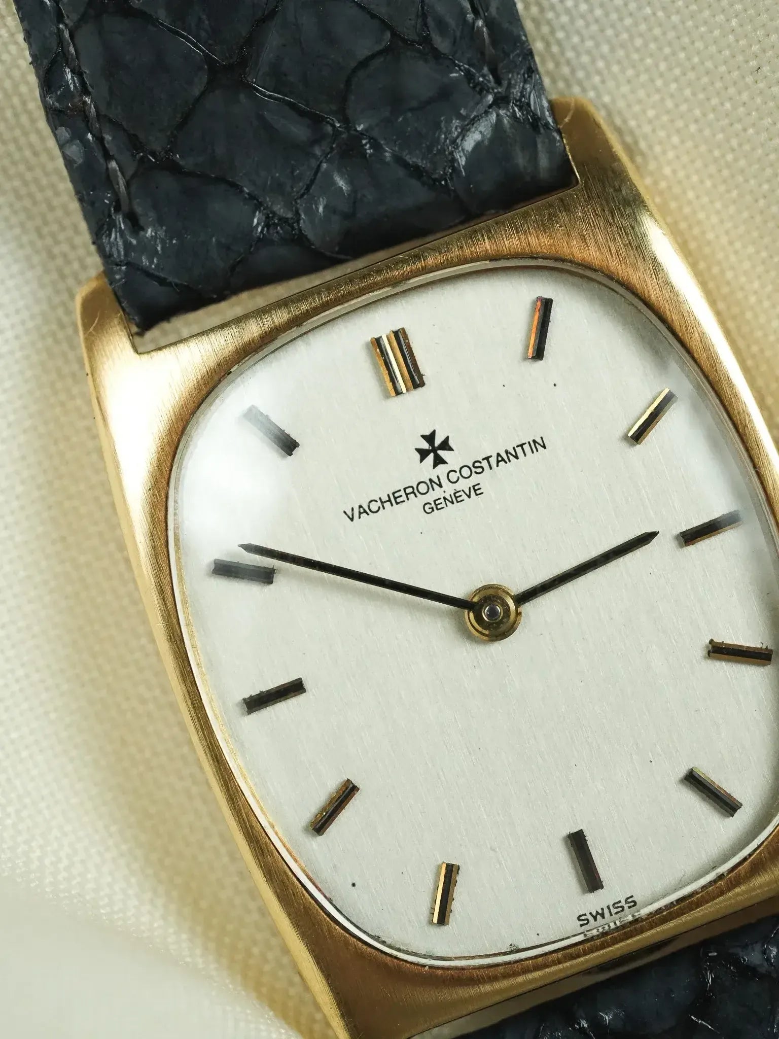 Vacheron Constantin - Tonneau 7813 Or Jaune 18k Index Onyx - 1970s - Atelier Victor