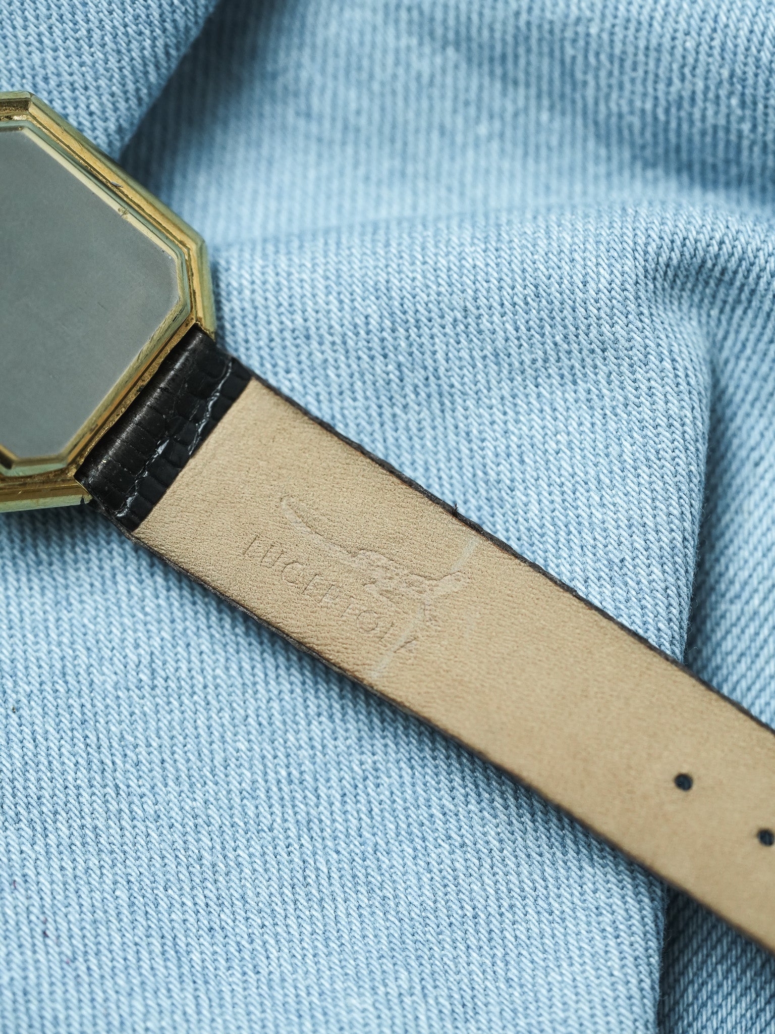 Veglia - "Ceinture" Or Date - 1980s - Atelier Victor - Vintage Shop