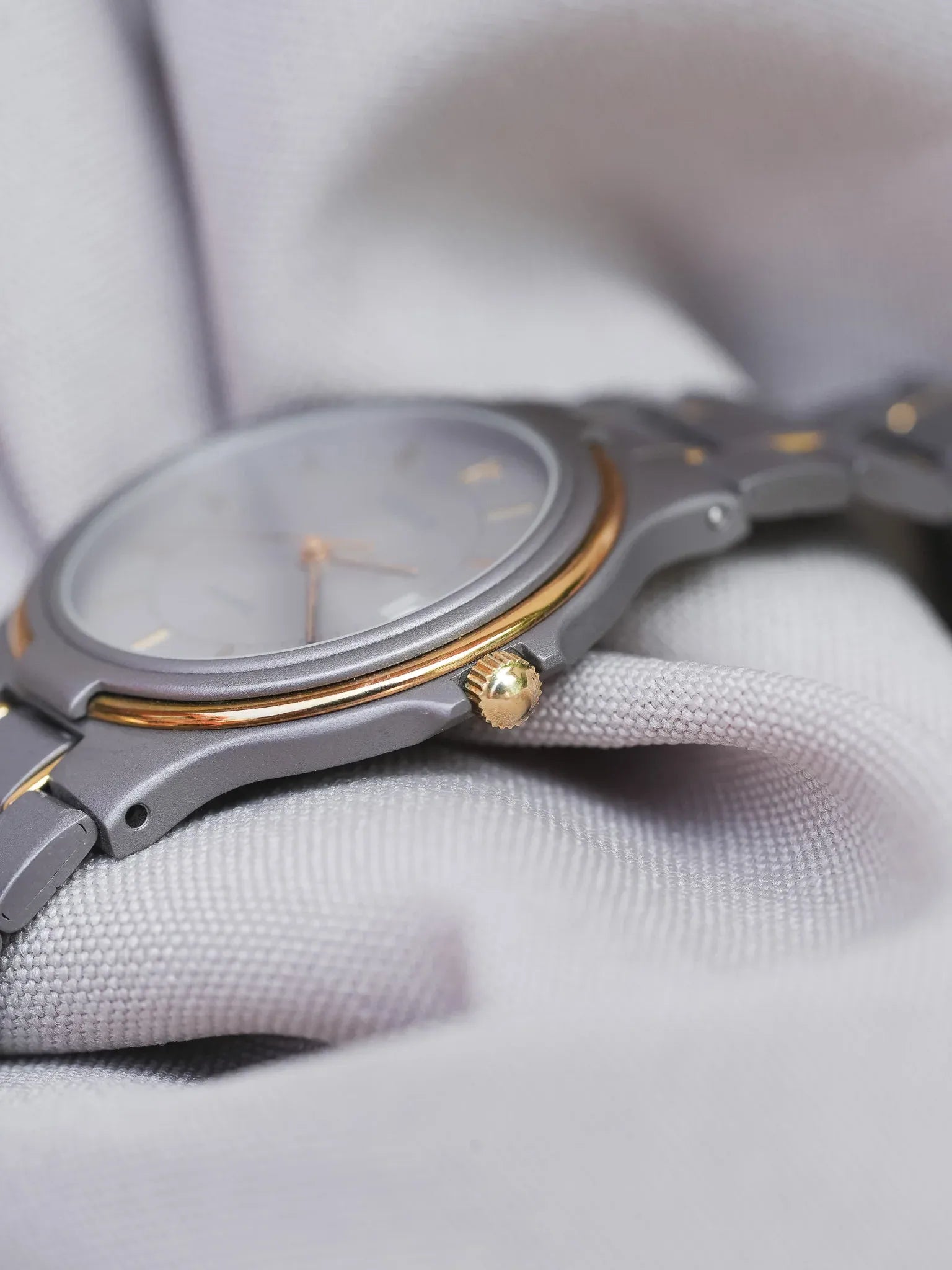 Vetta - Gris Anthracite Or - NOS - Boite & Papier - 1990s - Atelier Victor