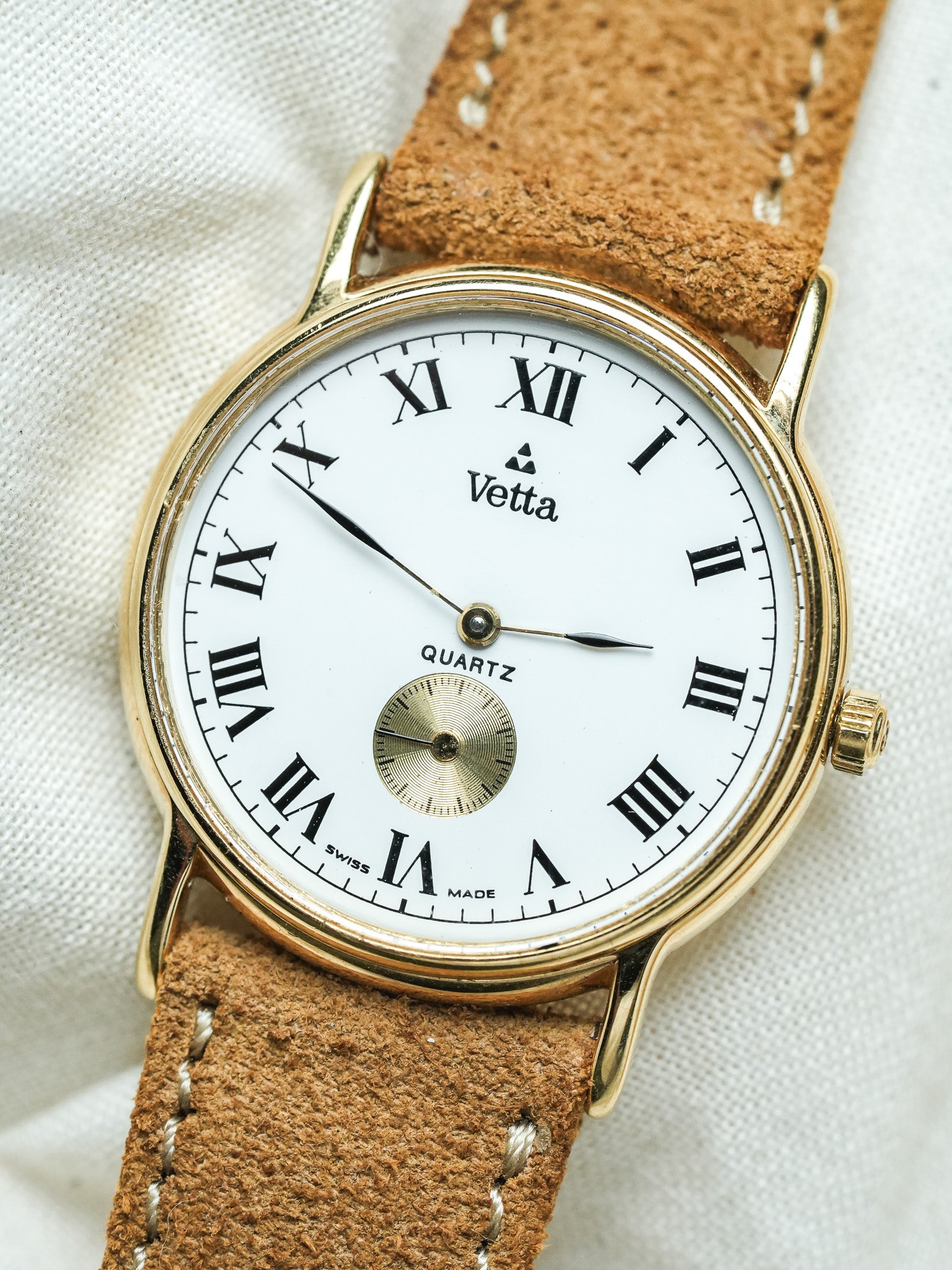 Vetta - Or Cadran Blanc Petite-seconde - 1990s - Atelier Victor - Vintage Shop