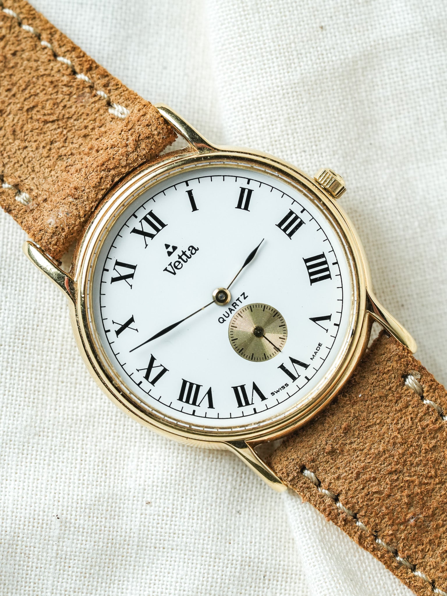 Vetta - Or Cadran Blanc Petite-seconde - 1990s - Atelier Victor - Vintage Shop