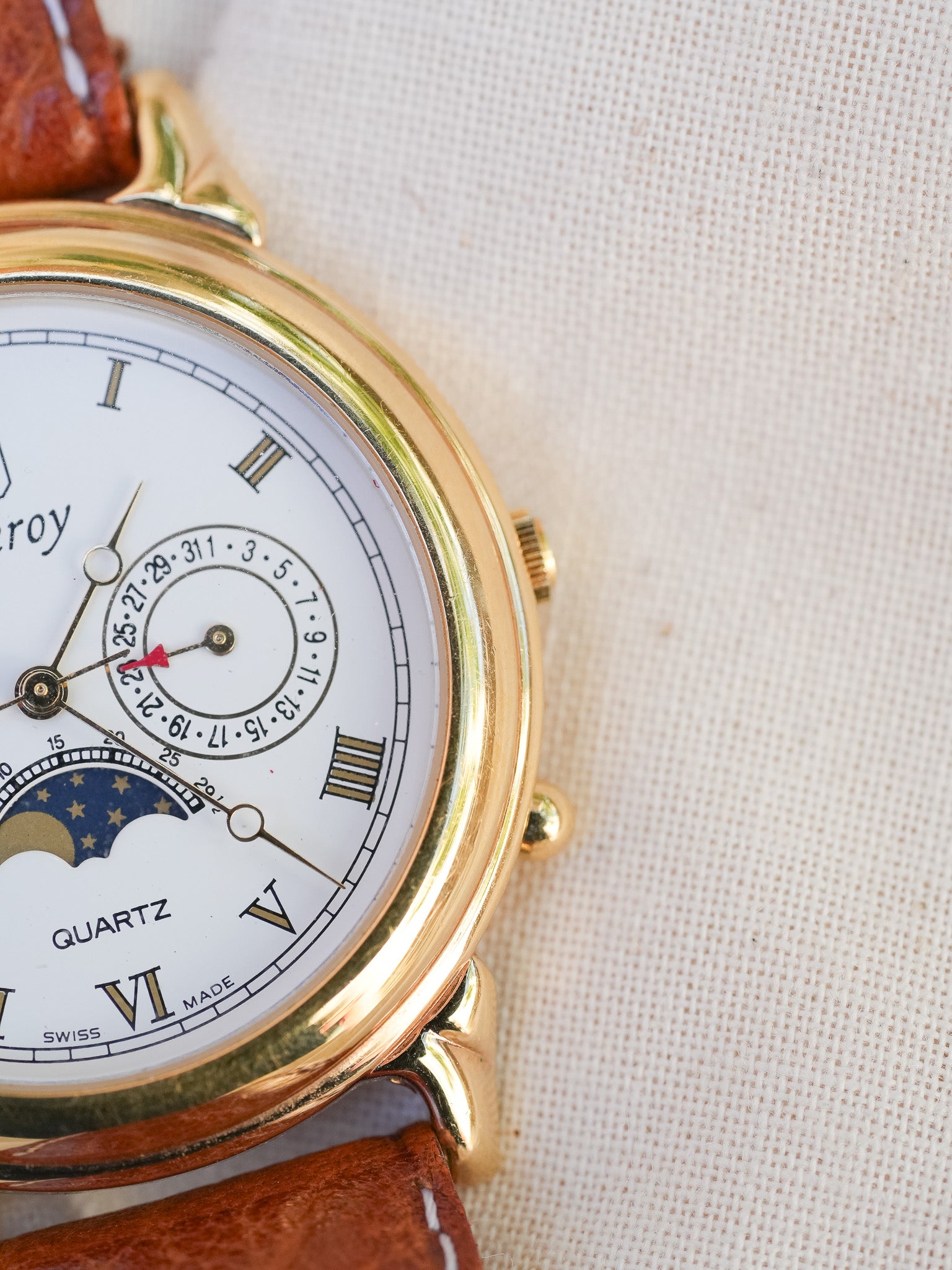 Viceroy - Triple Calendar Phase de lune Plaqué or - 1990s - Atelier Victor - Vintage Shop