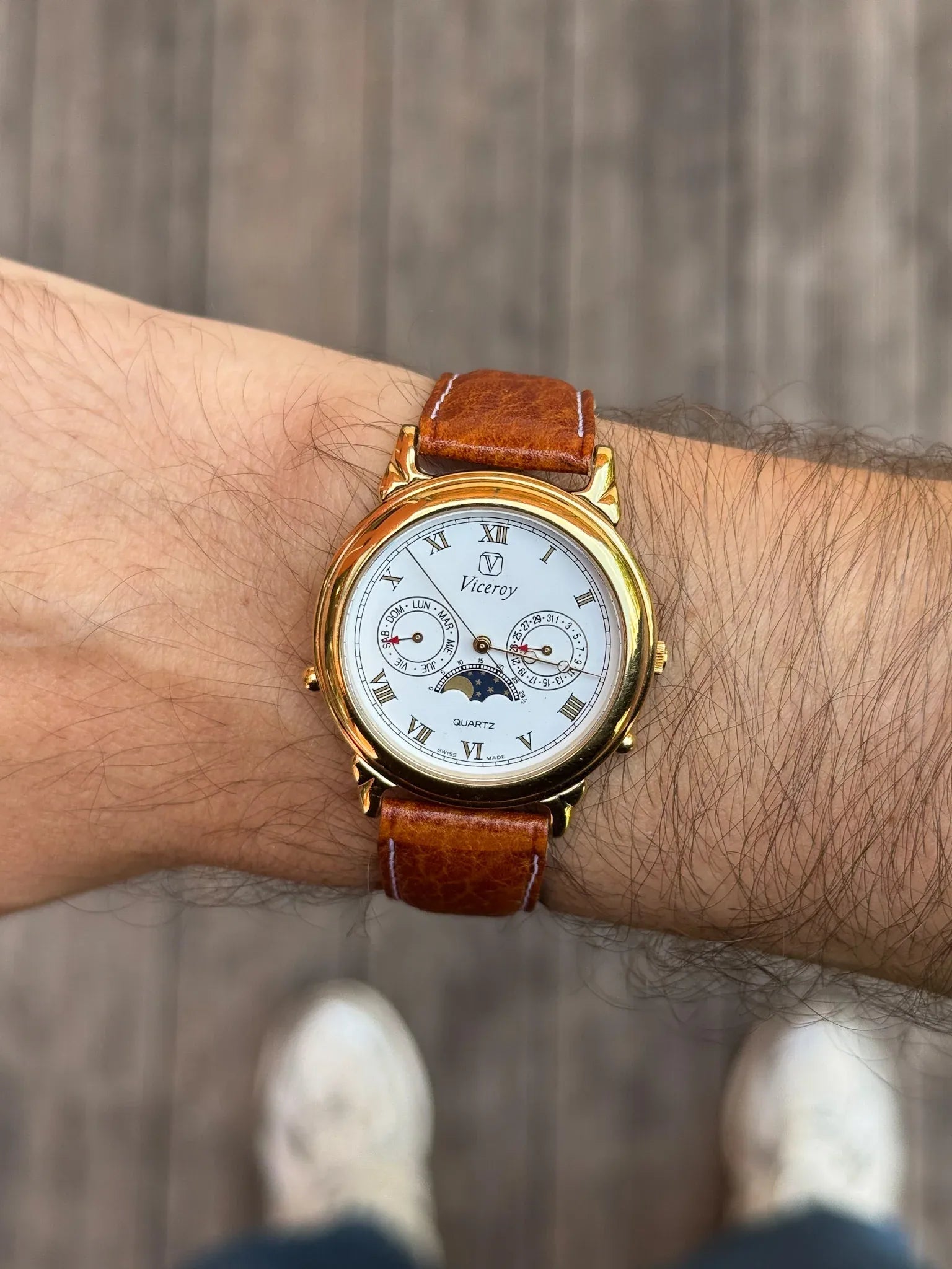 Viceroy - Triple Calendar Phase de lune Plaqué or - 1990s - Atelier Victor - Vintage Shop