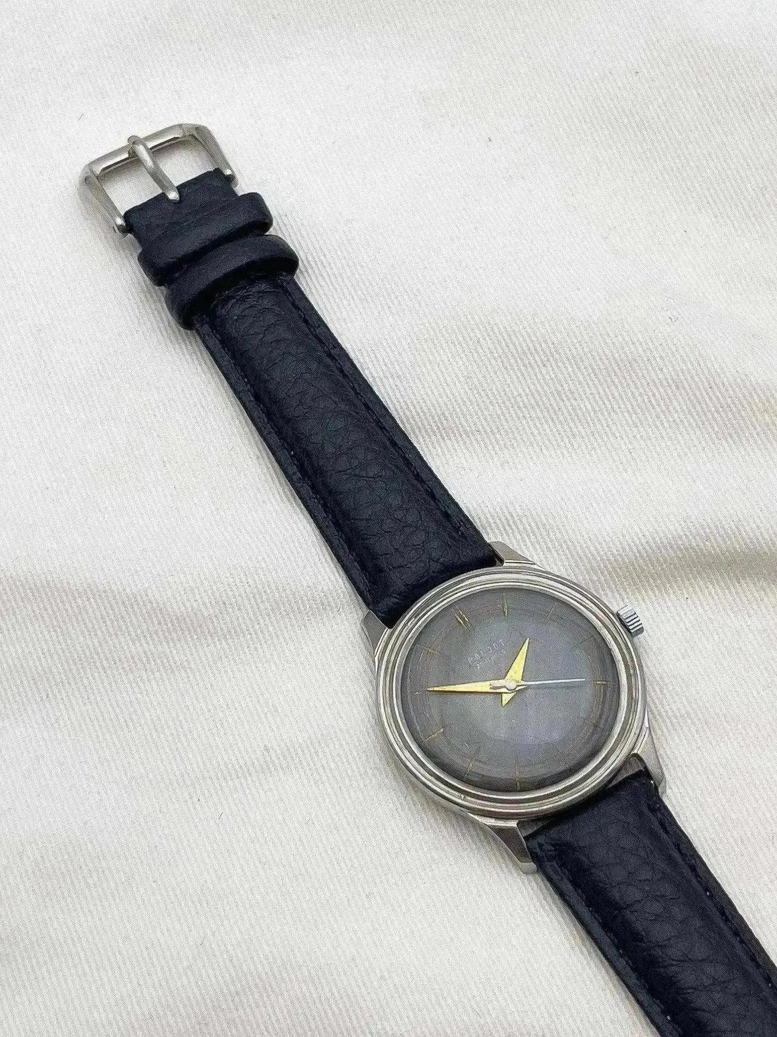 Vostok - Acier noir dauphine or - 1970s - Atelier Victor