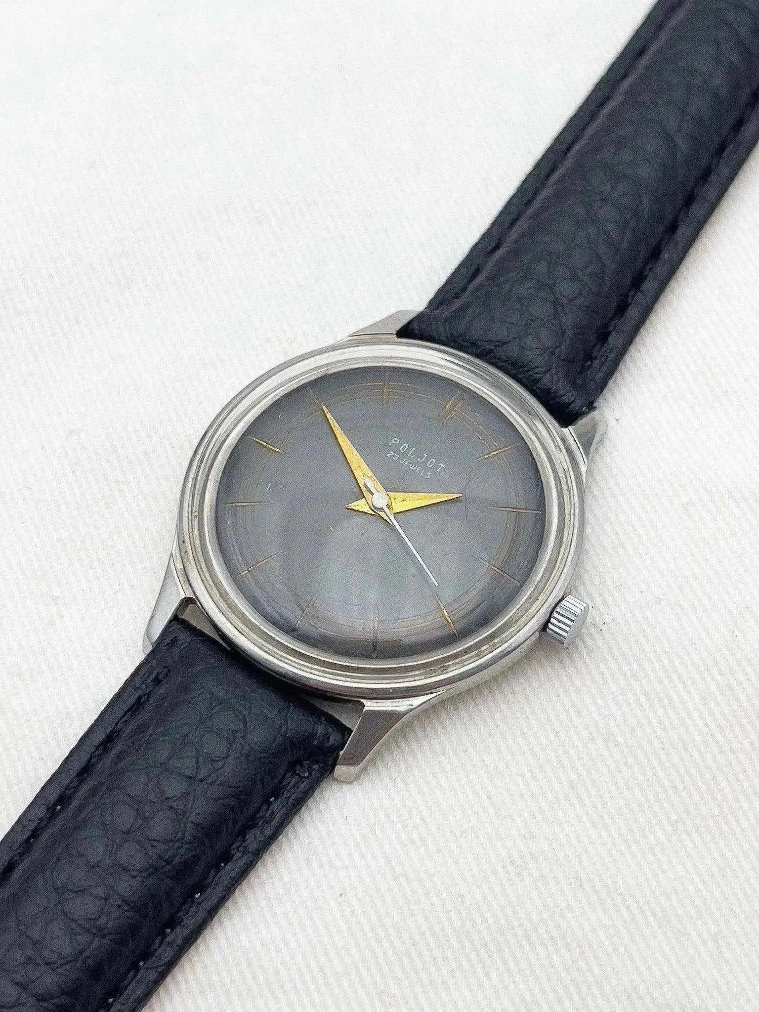 Vostok - Acier noir dauphine or - 1970s - Atelier Victor