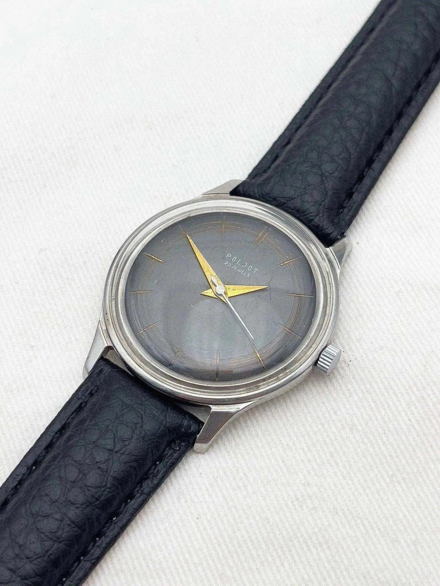 Vostok - Acier noir dauphine or - 1970s - Atelier Victor - Vintage Shop