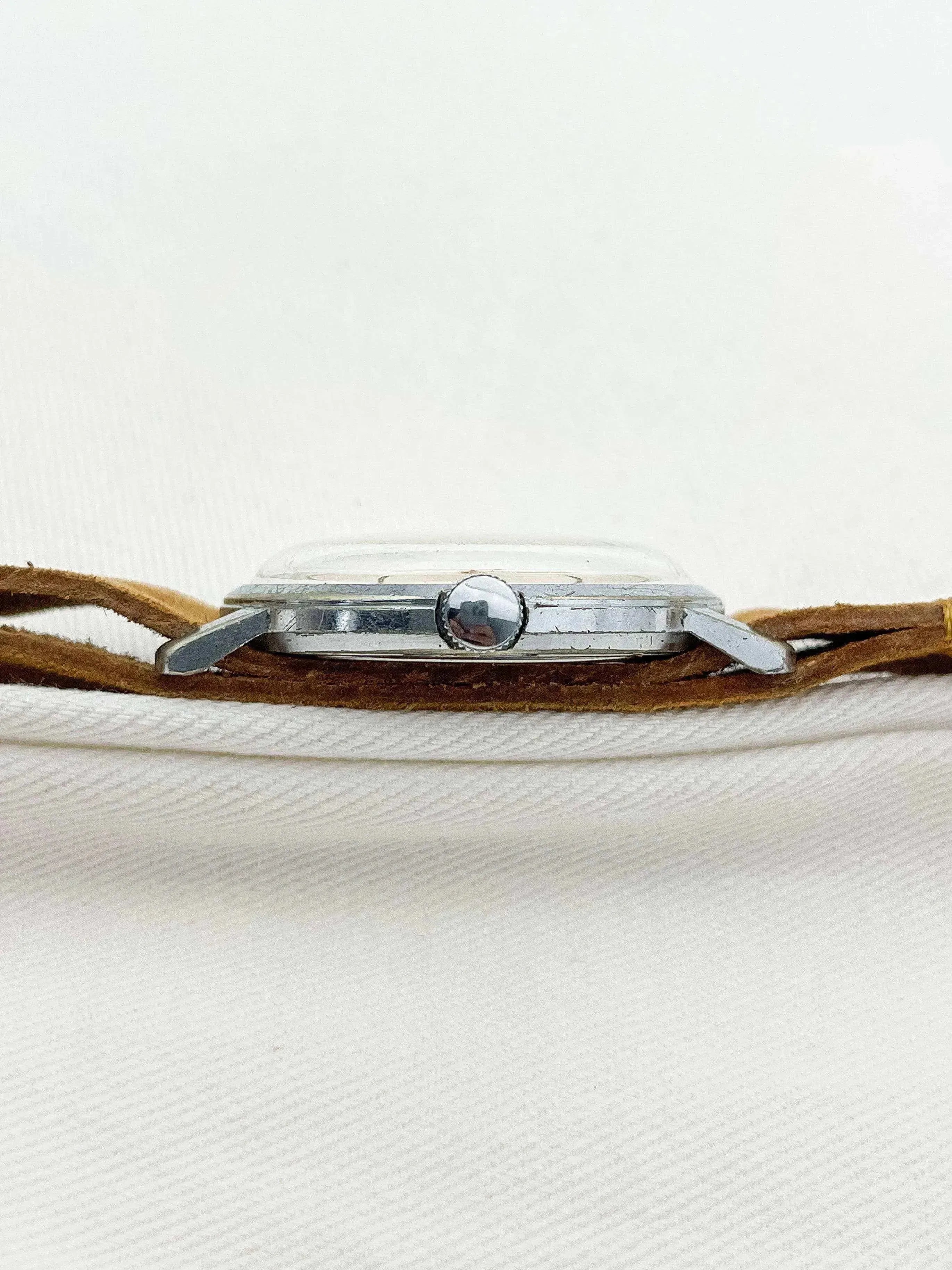 Vostok - Beige Dial - 1960s - Atelier Victor