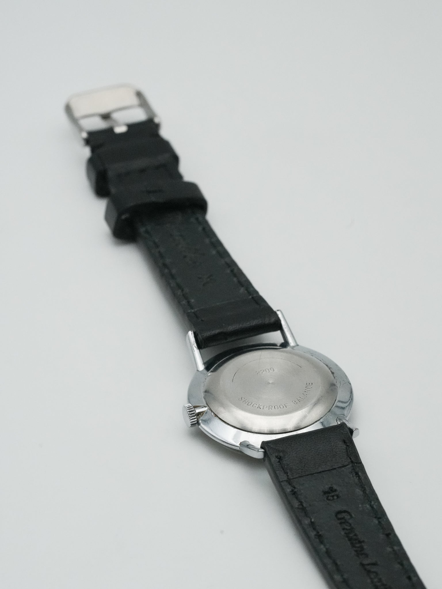 Vostok - Chiffres Arabes Dorés - 1970s - Atelier Victor Paris - Vintage Watch Shop Dubai