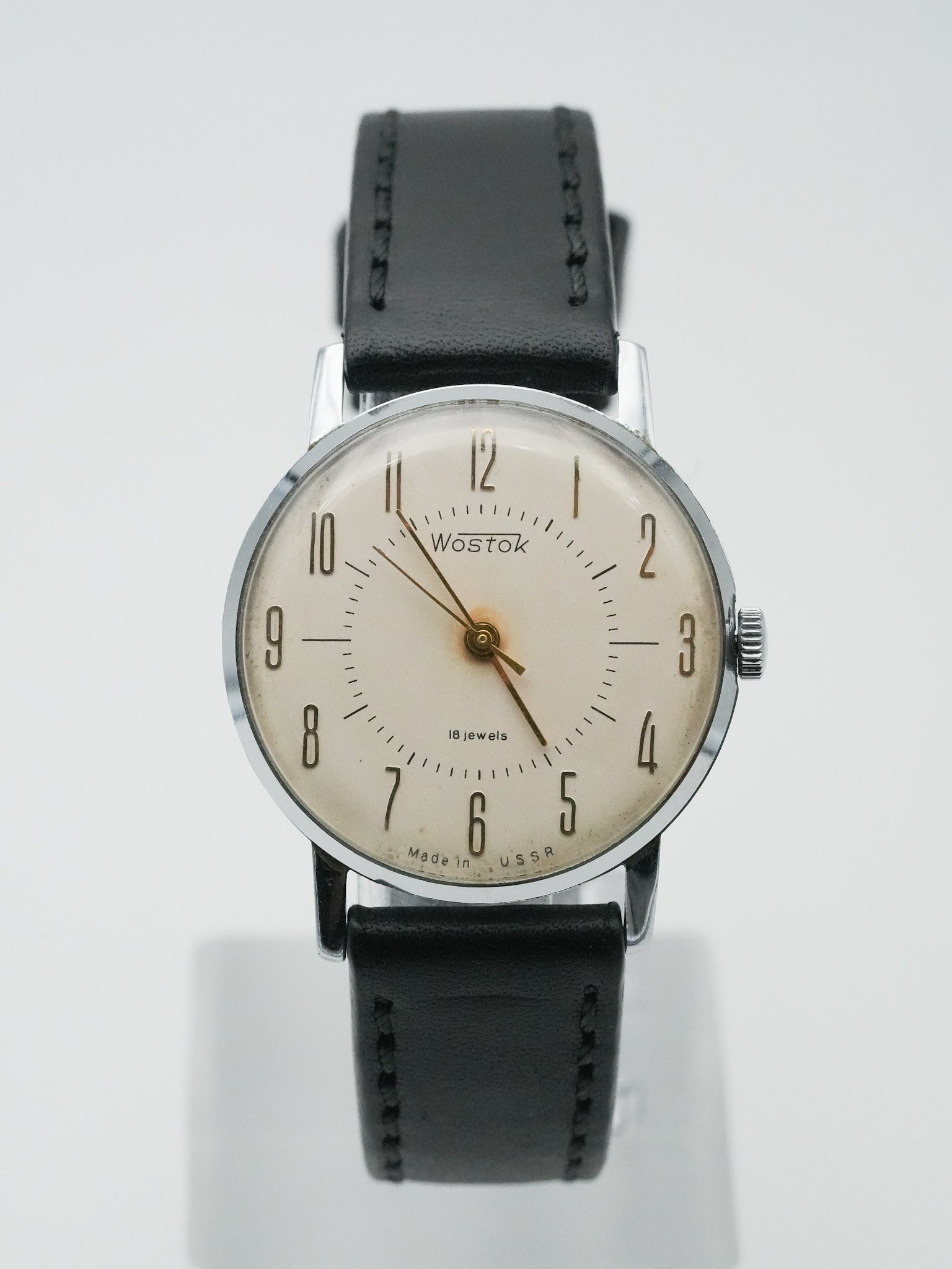 Vostok - Chiffres Arabes Dorés - 1970s - Atelier Victor Paris - Vintage Watch Shop Dubai