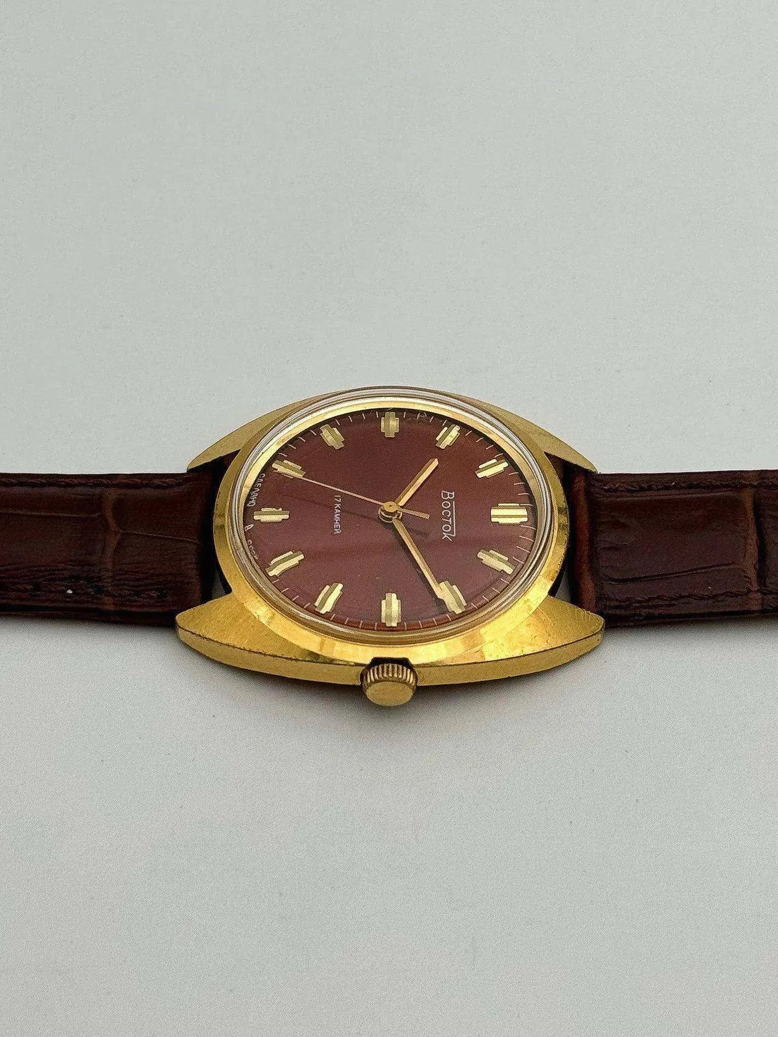 Vostok - Gold Red Dial - 1980’s - Atelier Victor Paris - Vintage Watch Shop Dubai