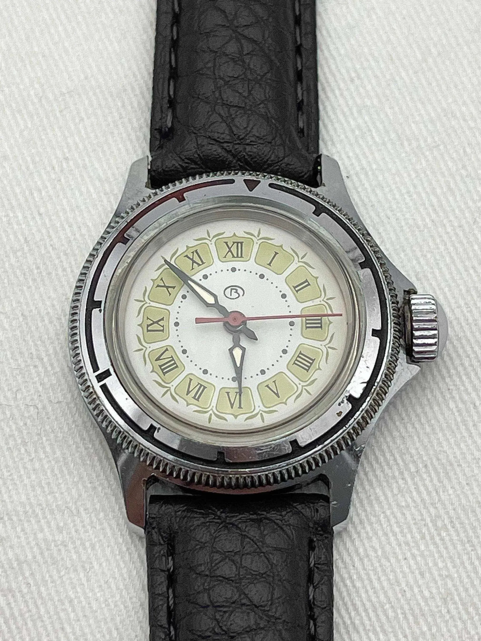 Vostok - Green Index - 1960s - Atelier Victor - Vintage Shop