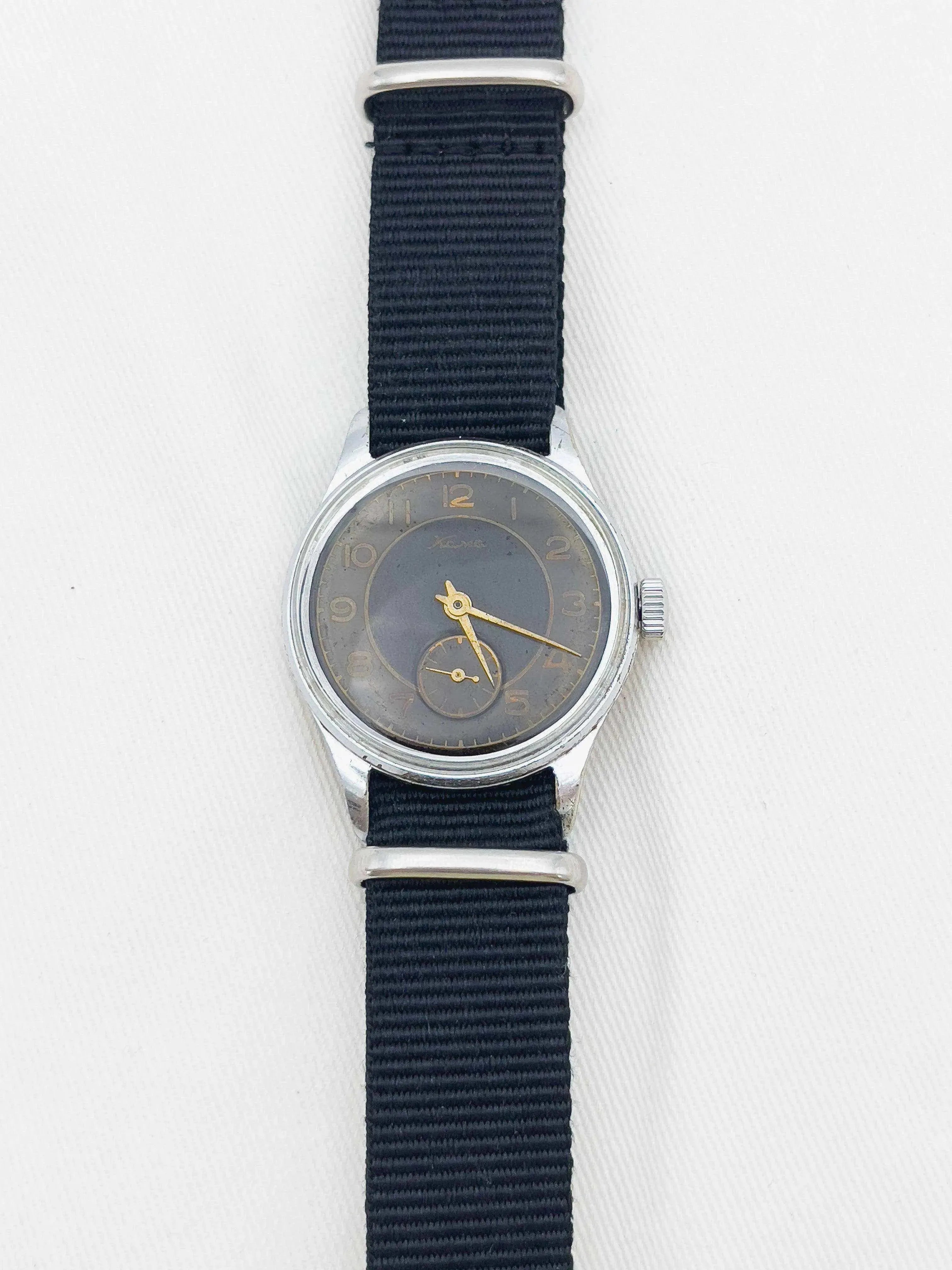 Vostok - Militaire Noir Index Or - 1960s - Atelier Victor Paris - Vintage Watch Shop Dubai
