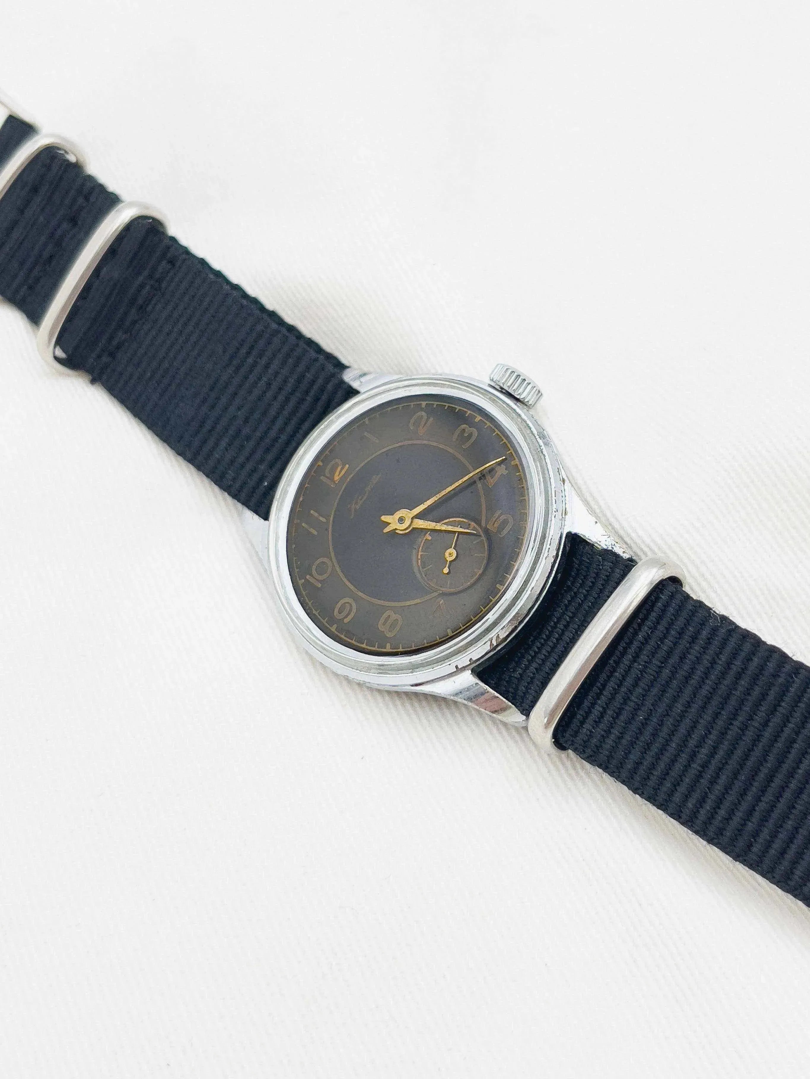Vostok - Militaire Noir Index Or - 1960s - Atelier Victor Paris - Vintage Watch Shop Dubai