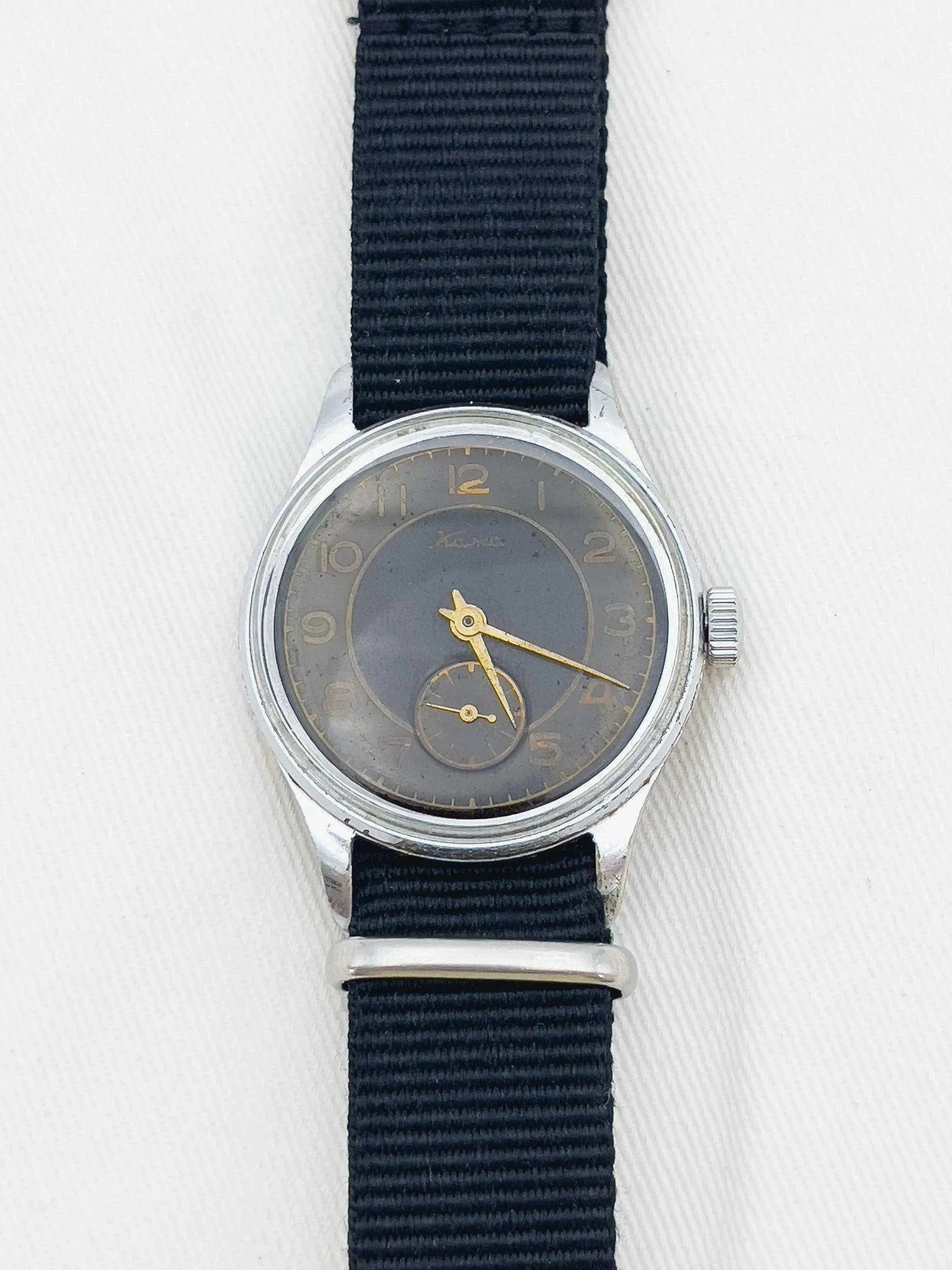 Vostok - Militaire Noir Index Or - 1960s - Atelier Victor - Vintage Shop