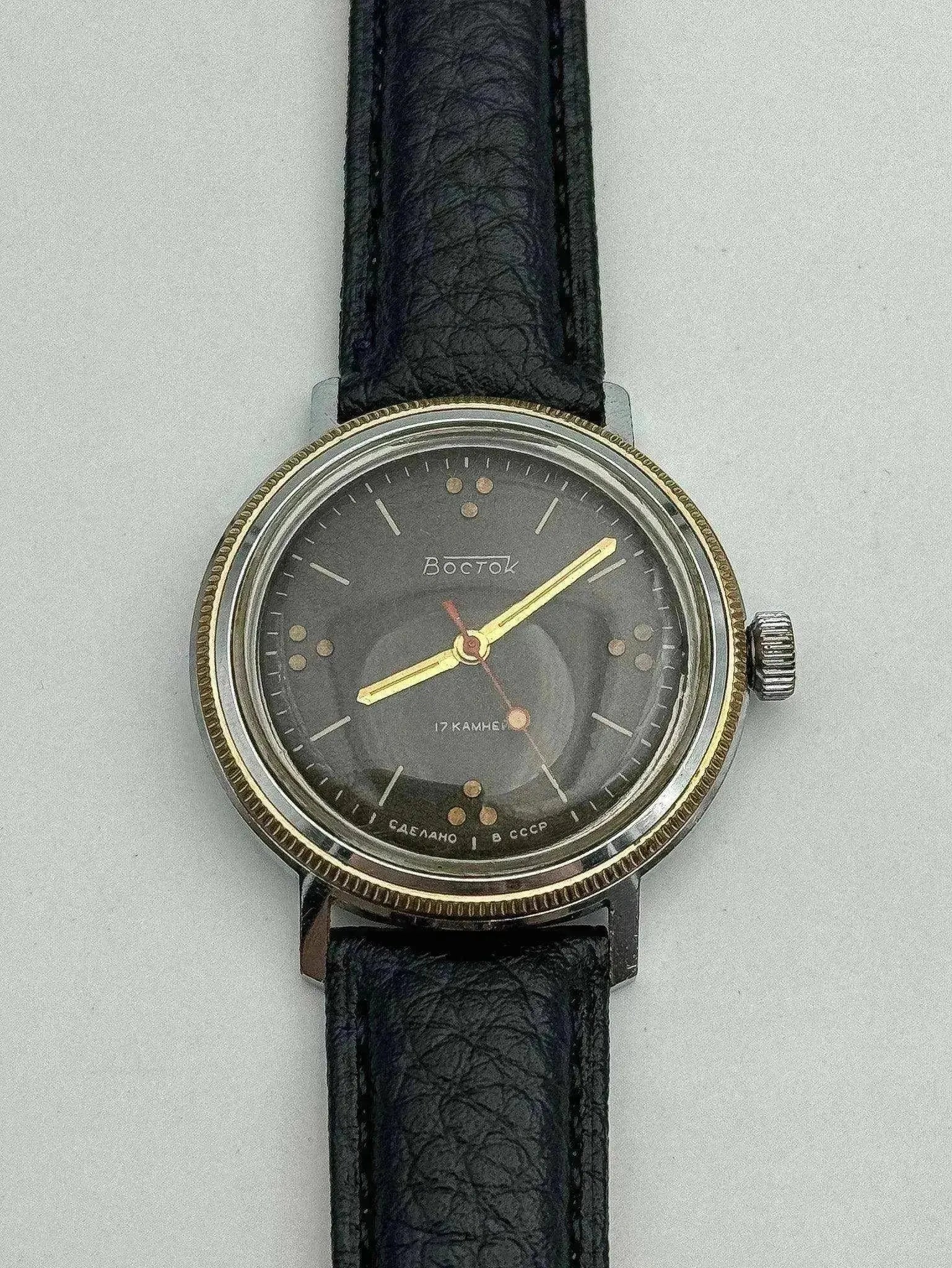 Vostok - Noir Trotteuse rouge - 1960s - Atelier Victor