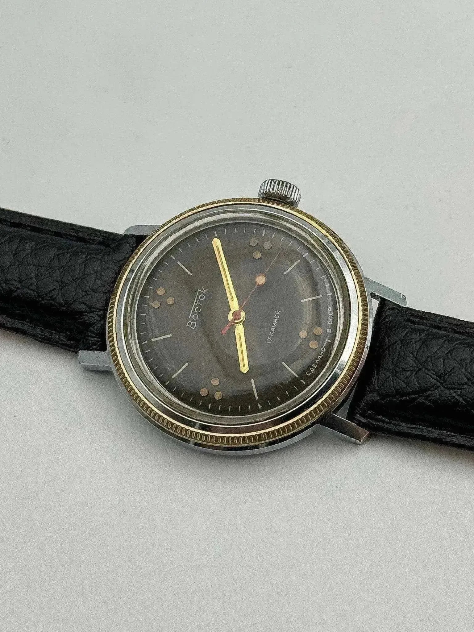 Vostok - Noir Trotteuse rouge - 1960s - Atelier Victor