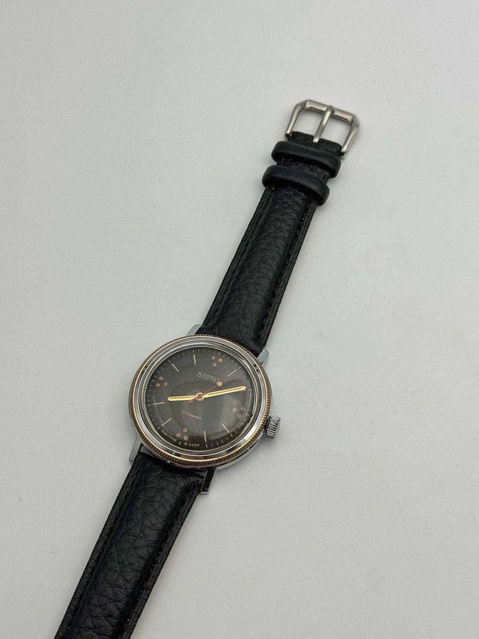 Vostok - Noir Trotteuse rouge - 1960s - Atelier Victor Paris - Vintage Watch Shop Dubai