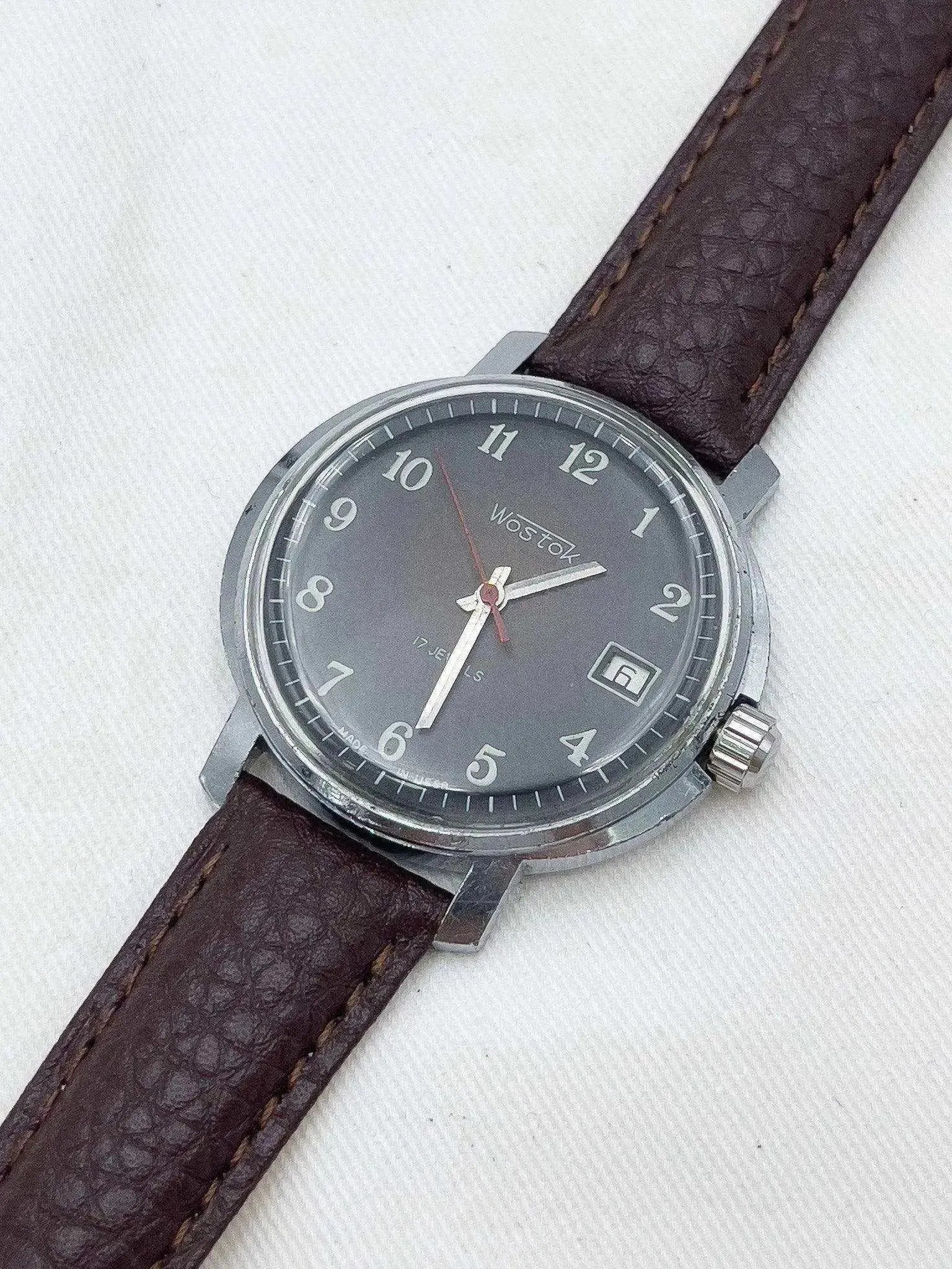 Vostok - Ovale Chocolat - 1970s - Atelier Victor