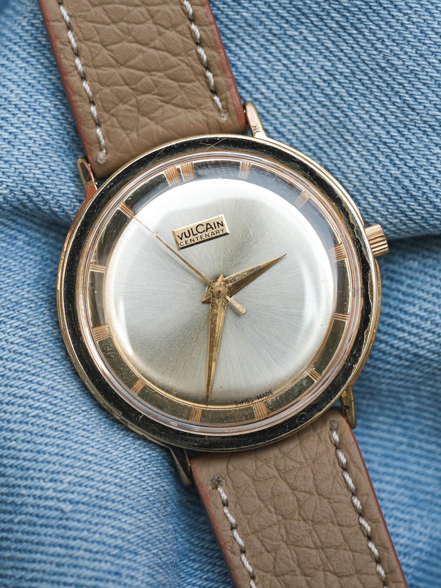 Vulcain - Panoramic Champagne plaqué or - 1960s - Atelier Victor - Vintage Shop