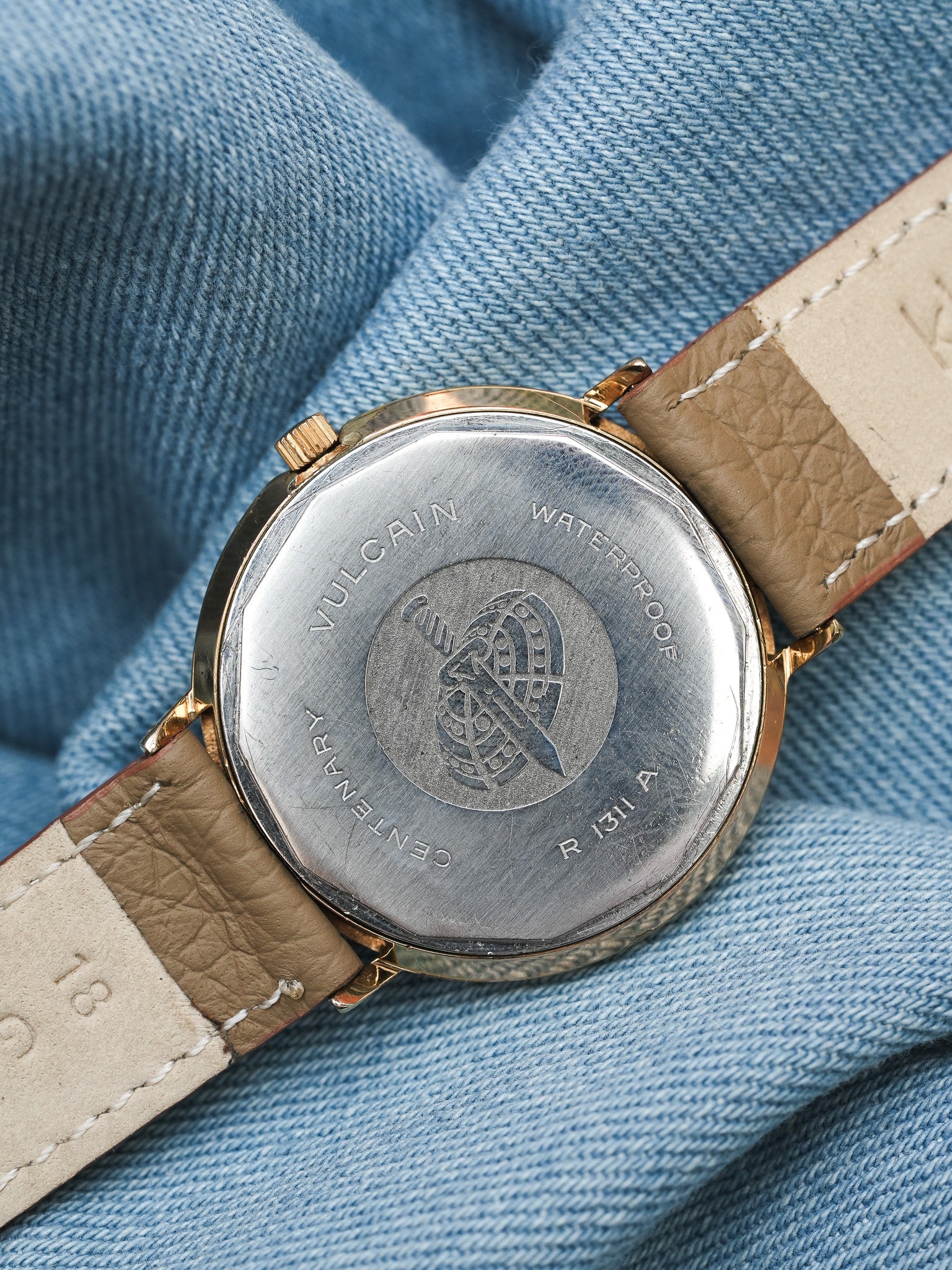 Vulcain - Panoramic Champagne plaqué or - 1960s - Atelier Victor - Vintage Shop