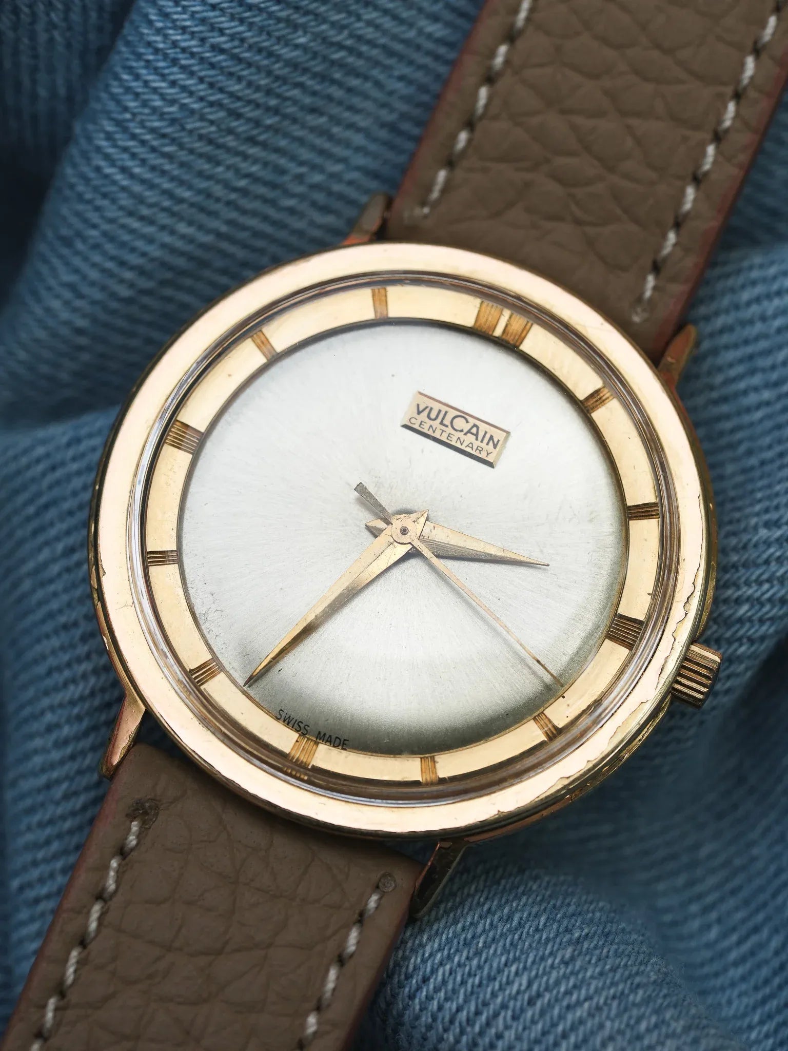 Vulcain - Panoramic Champagne plaqué or - 1960s - Atelier Victor - Vintage Shop