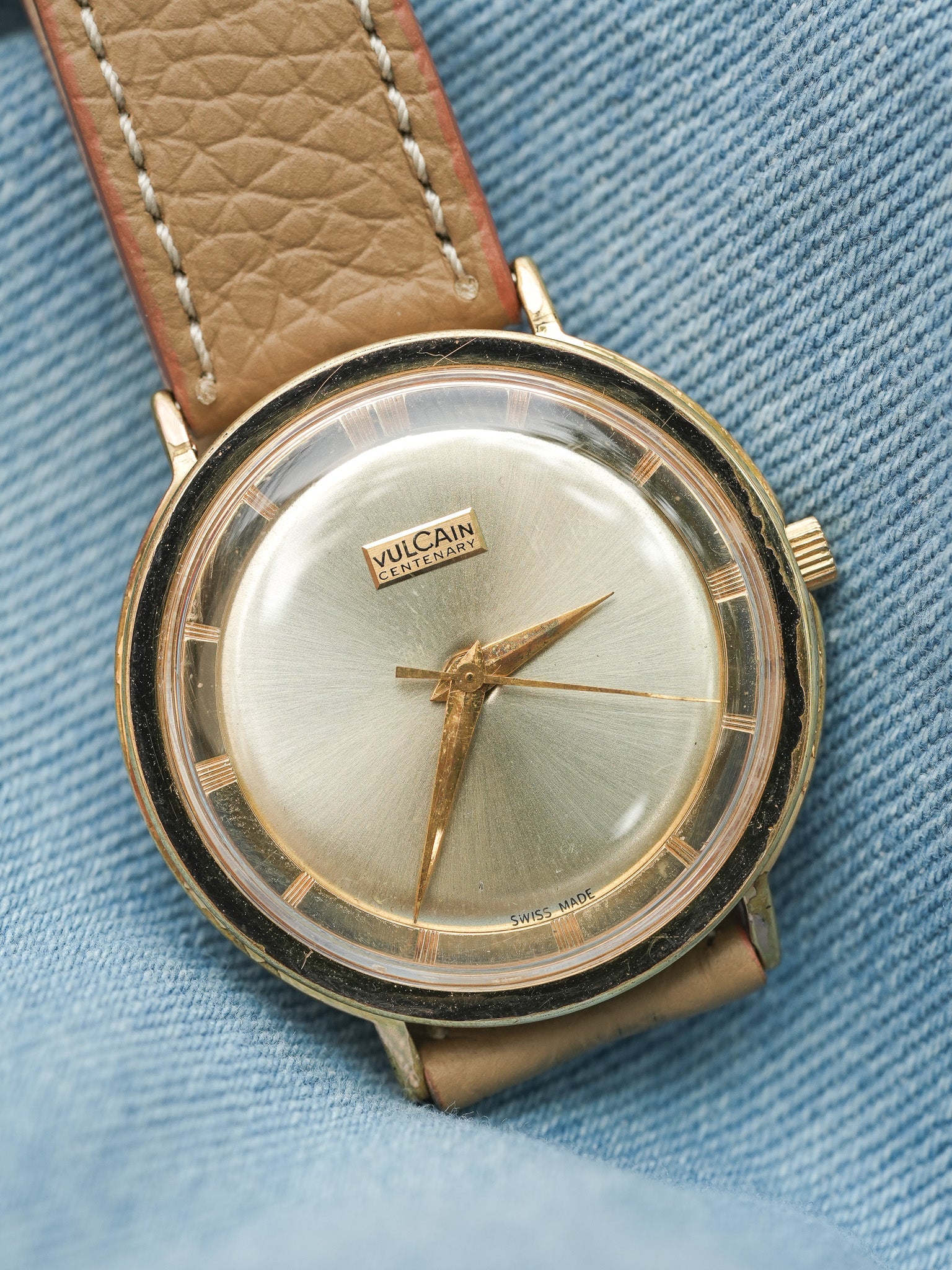 Vulcain - Panoramic Champagne plaqué or - 1960s - Atelier Victor - Vintage Shop