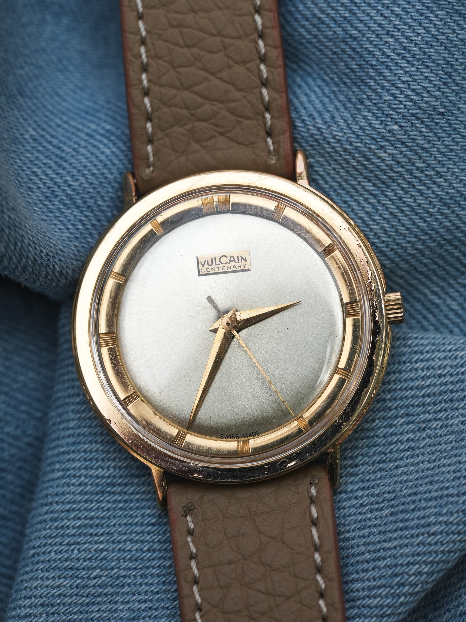 Vulcain - Panoramic Champagne plaqué or - 1960s - Atelier Victor - Vintage Shop