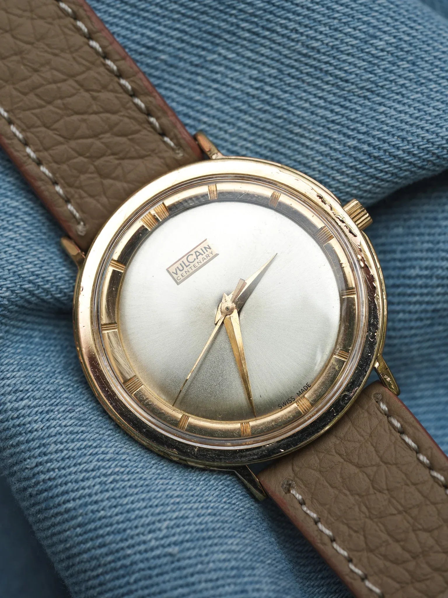 Vulcain - Panoramic Champagne plaqué or - 1960s - Atelier Victor - Vintage Shop