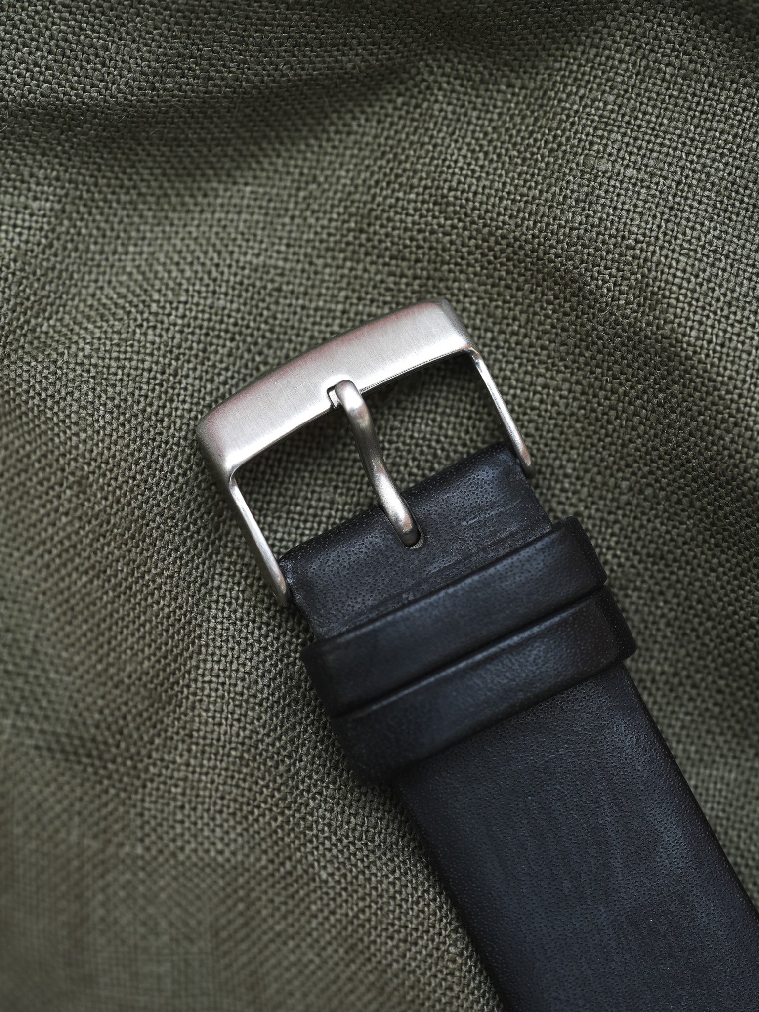Yema - Acier Brossé Date 3H - 2000s - Atelier Victor - Vintage Shop