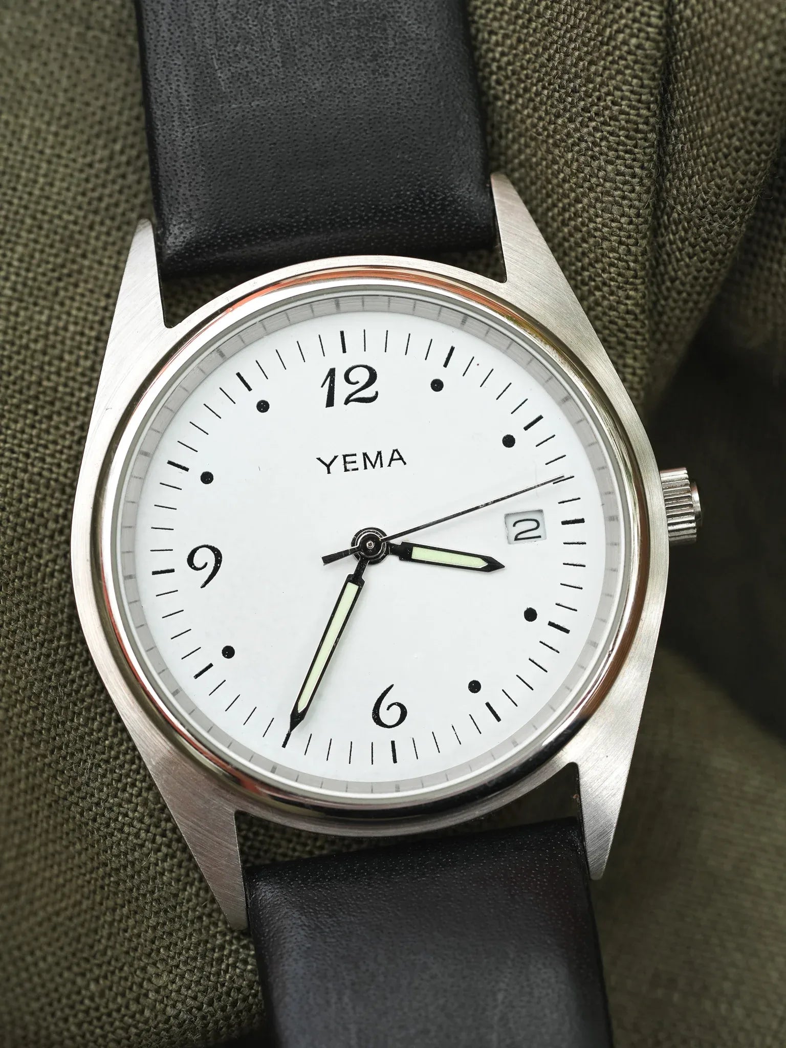 Yema - Acier Brossé Date 3H - 2000s - Atelier Victor - Vintage Shop