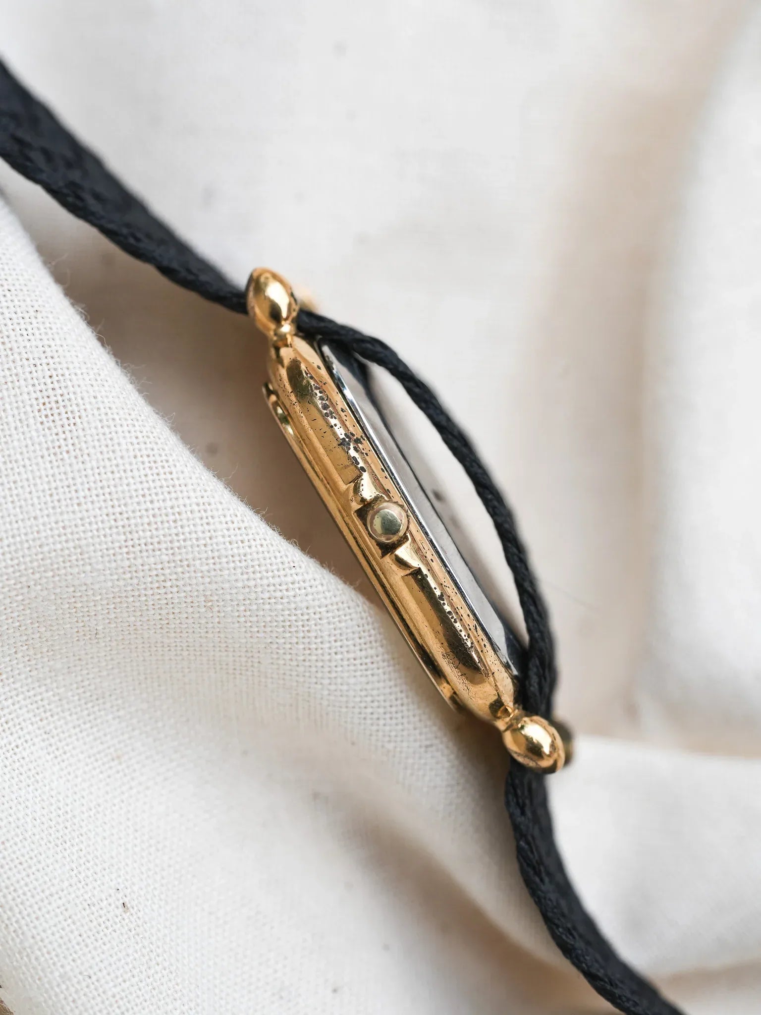 Yema - Chiffres arabes Blanc Date 6h - 1990s - Atelier Victor