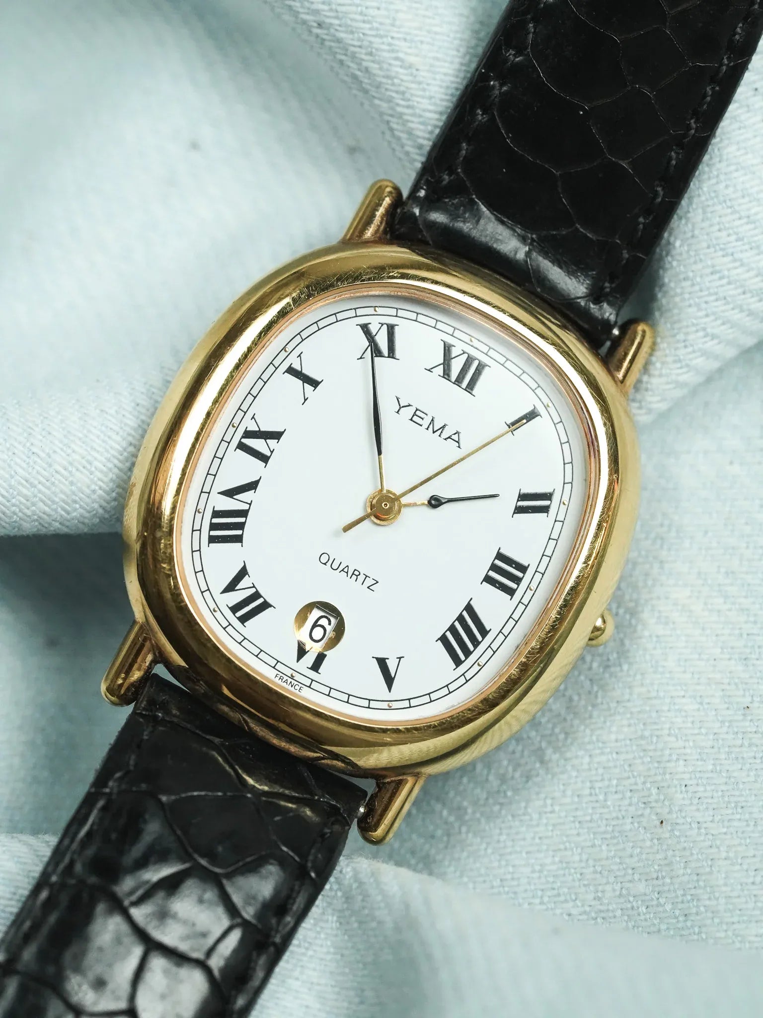Yema - Elipse Date 6h Cadran blanc - 1990s - Atelier Victor - Vintage Shop