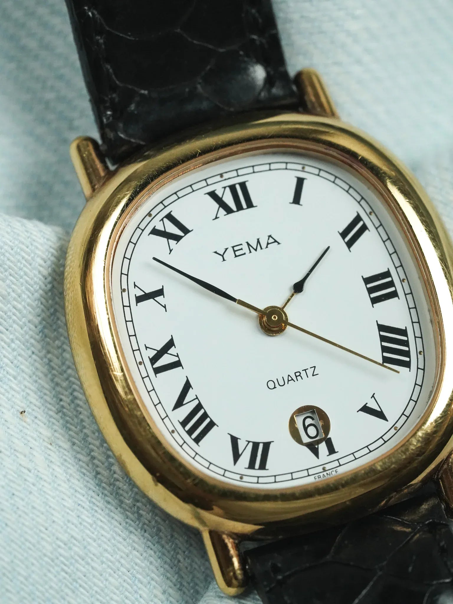 Yema - Elipse Date 6h Cadran blanc - 1990s - Atelier Victor - Vintage Shop