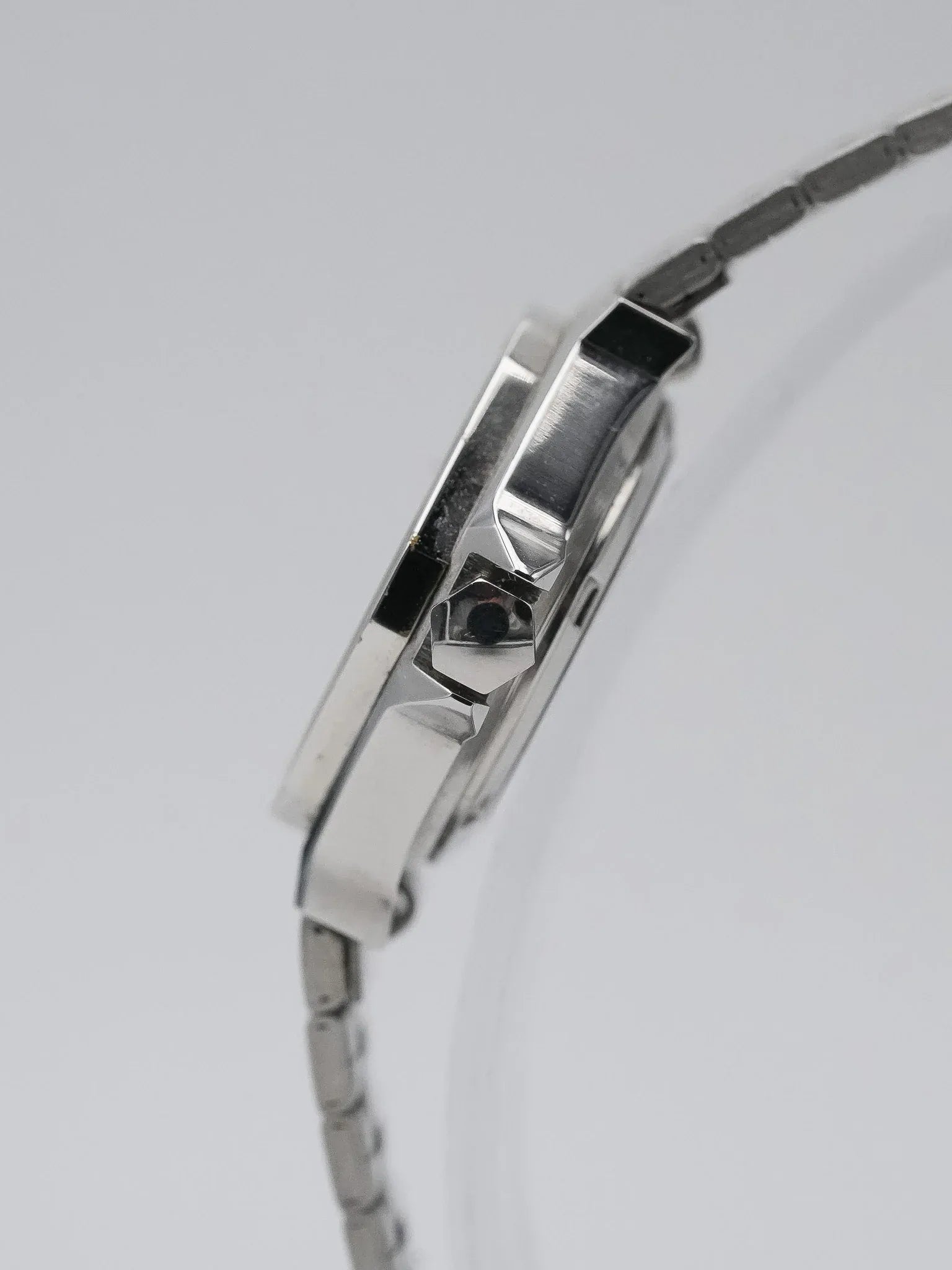 Yema - Mini Royal Acier femme - 1990s - Atelier Victor