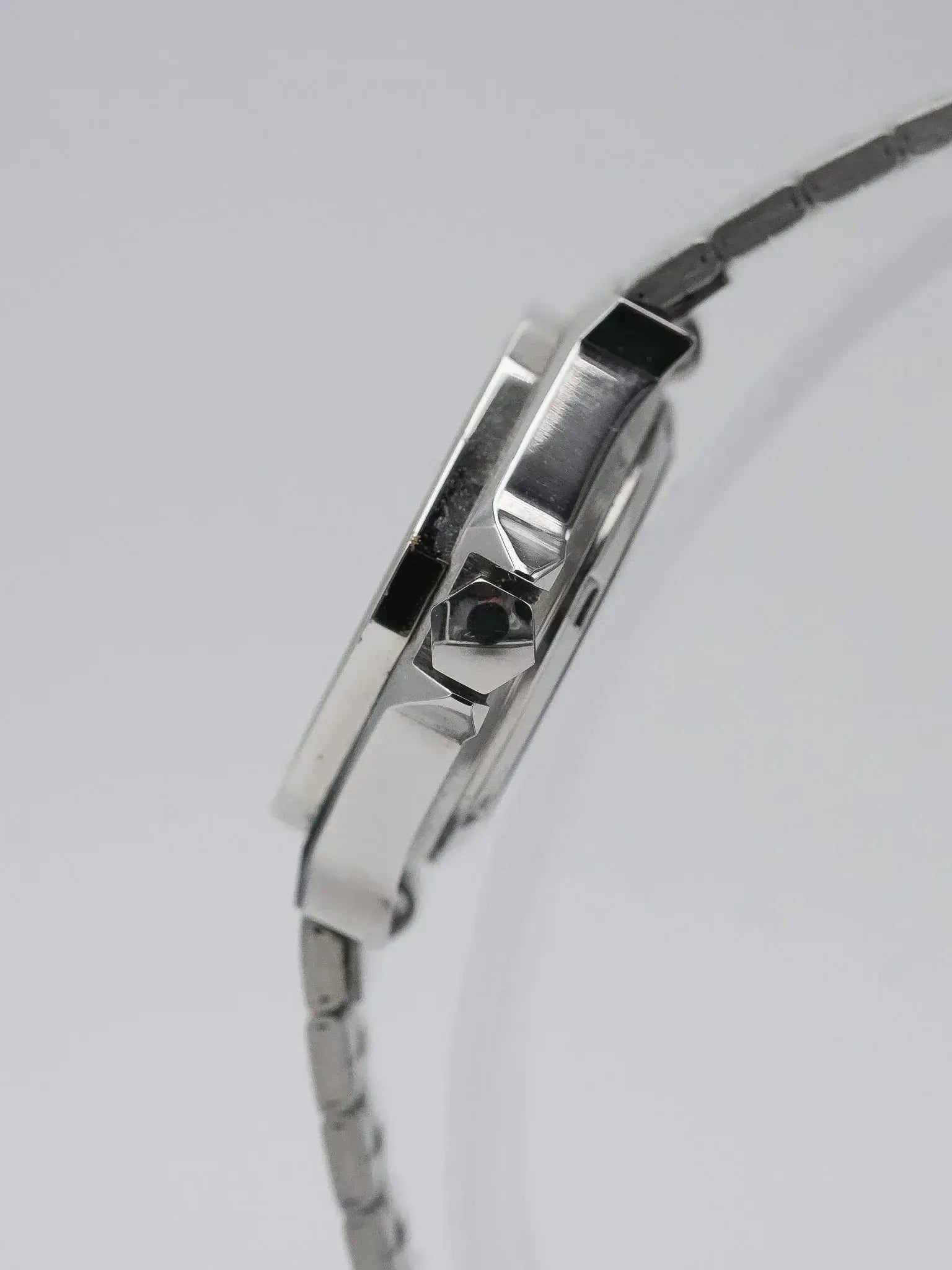 Yema - Mini Royal Acier femme - 1990s - Atelier Victor