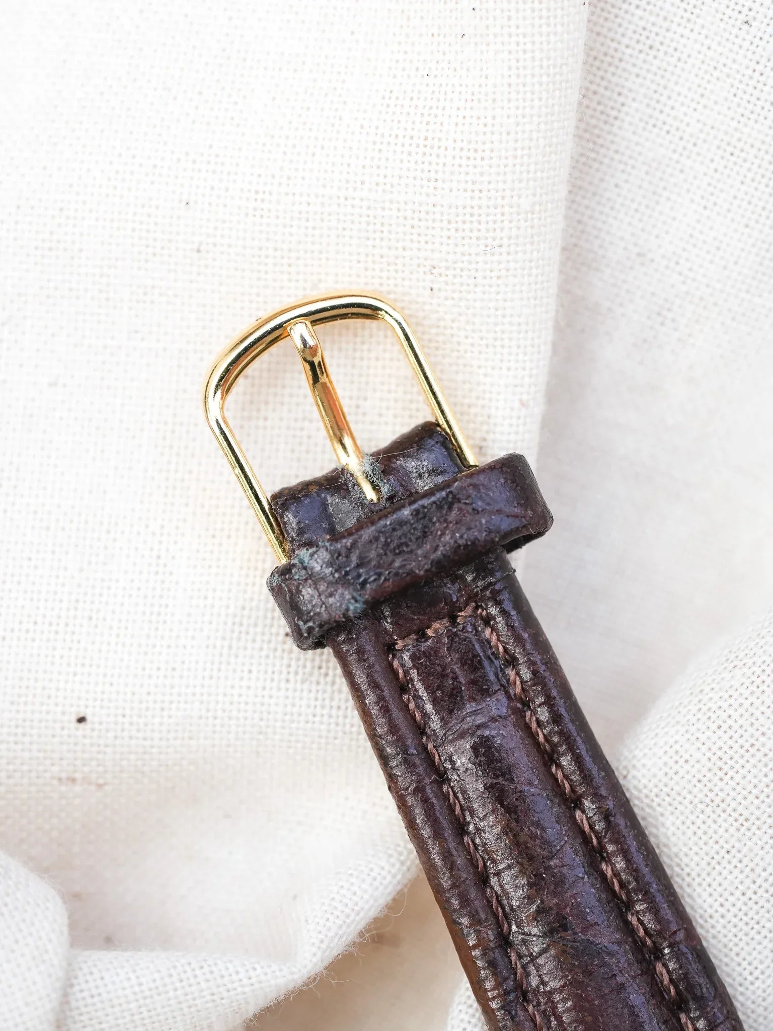 Yema - Mini Tonneau Femme Quartz Plaqué or - 1990s - Atelier Victor