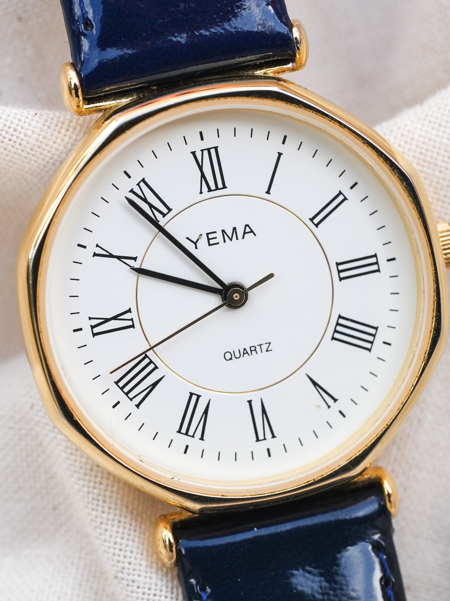 Yema - Octogonale Romain Blanc Plaqué or - 1990s - Atelier Victor - Vintage Shop