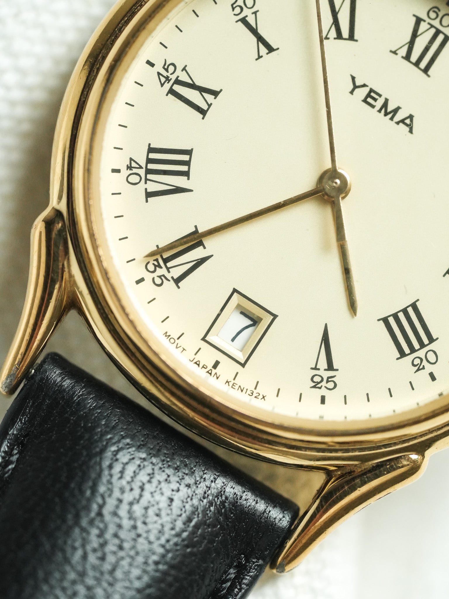 Yema - Romain Gourde d'eau Date Or - 1990s - Atelier Victor - Vintage Shop